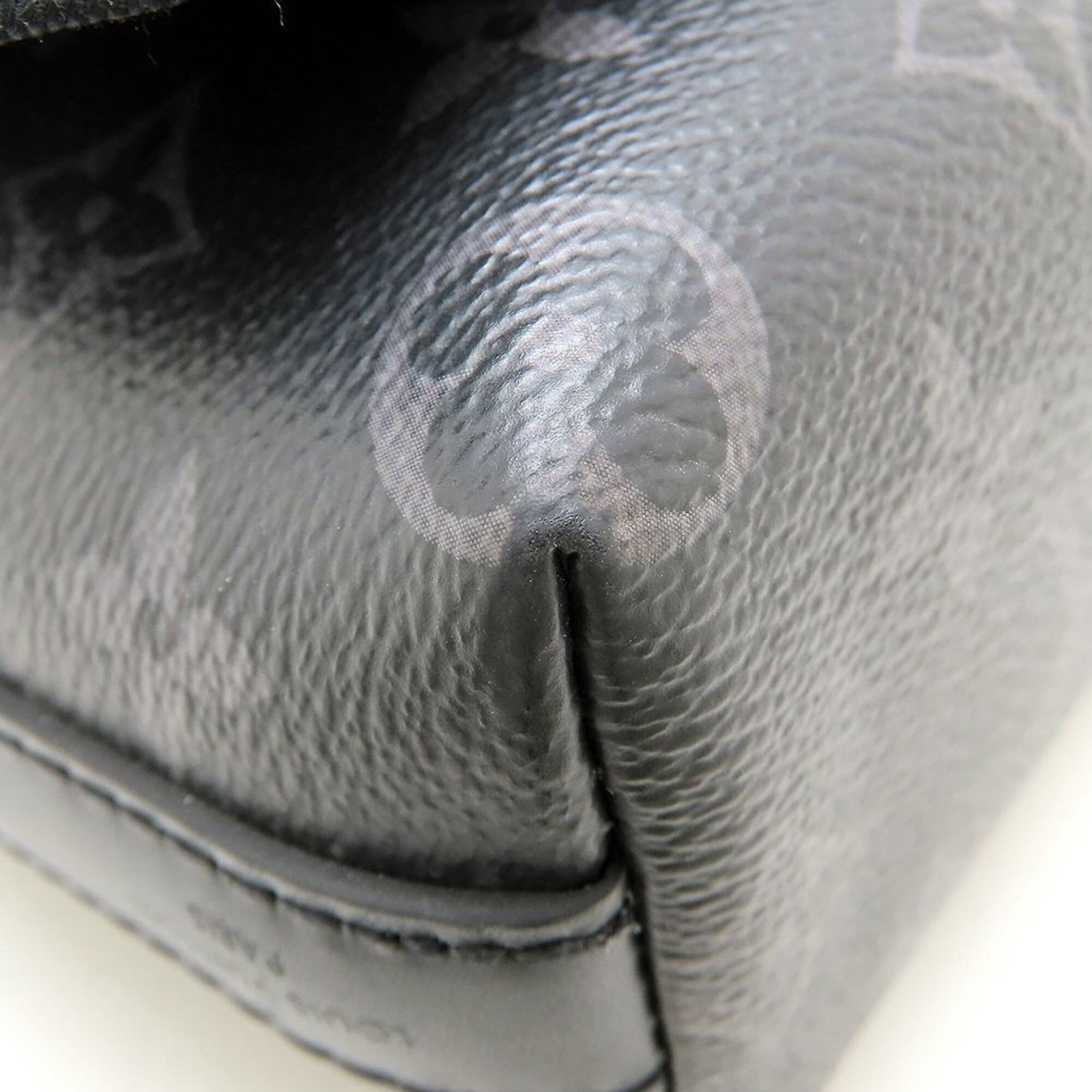 Monogram Eclipse Vuitton Bag Shoulder Louis - 17
