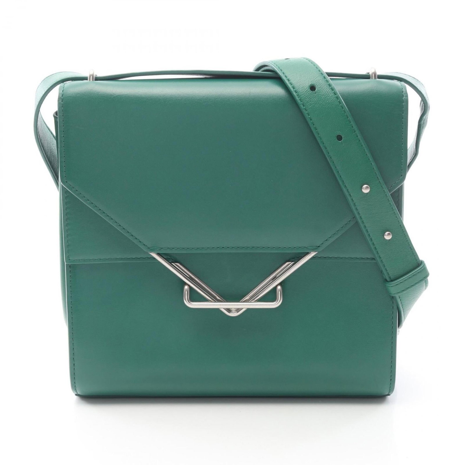 Veneta Leather Handbag Bag Shoulder: Veneta Leather Handbag Bag Shoulder Bottega Veneta's iconic Veneta Leather Handbag features a stunning green hue, perfectly balanced by its sleek and sophisticated design. Made from high-quality