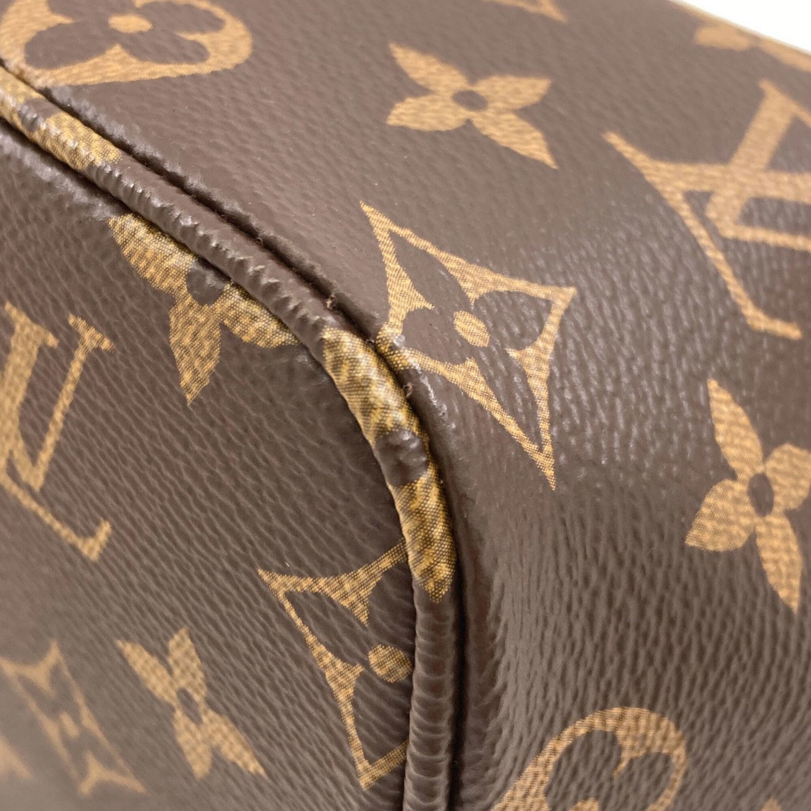 Louis Vuitton Monogram Handbag - 13