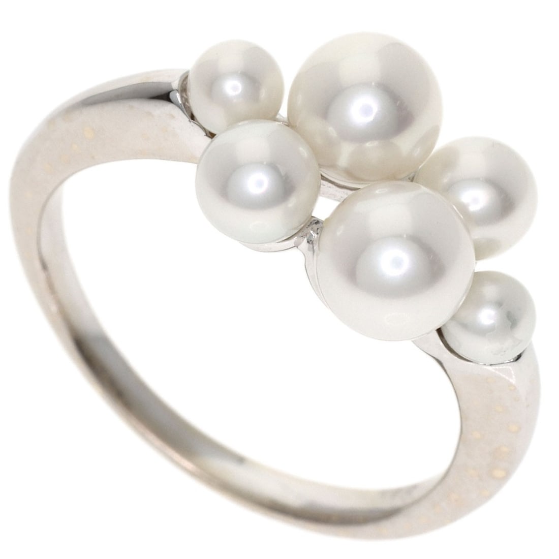 Mikimoto Perlita Mikimoto Pearl Ring K18 White Gold: Mikimoto Perlita Mikimoto Pearl Ring K18 White Gold K18 White Gold Mikimoto Pearl Ring boasts a stunning silver metal exterior and a striking pearl main stone, set in a sleek K18 white gold band.