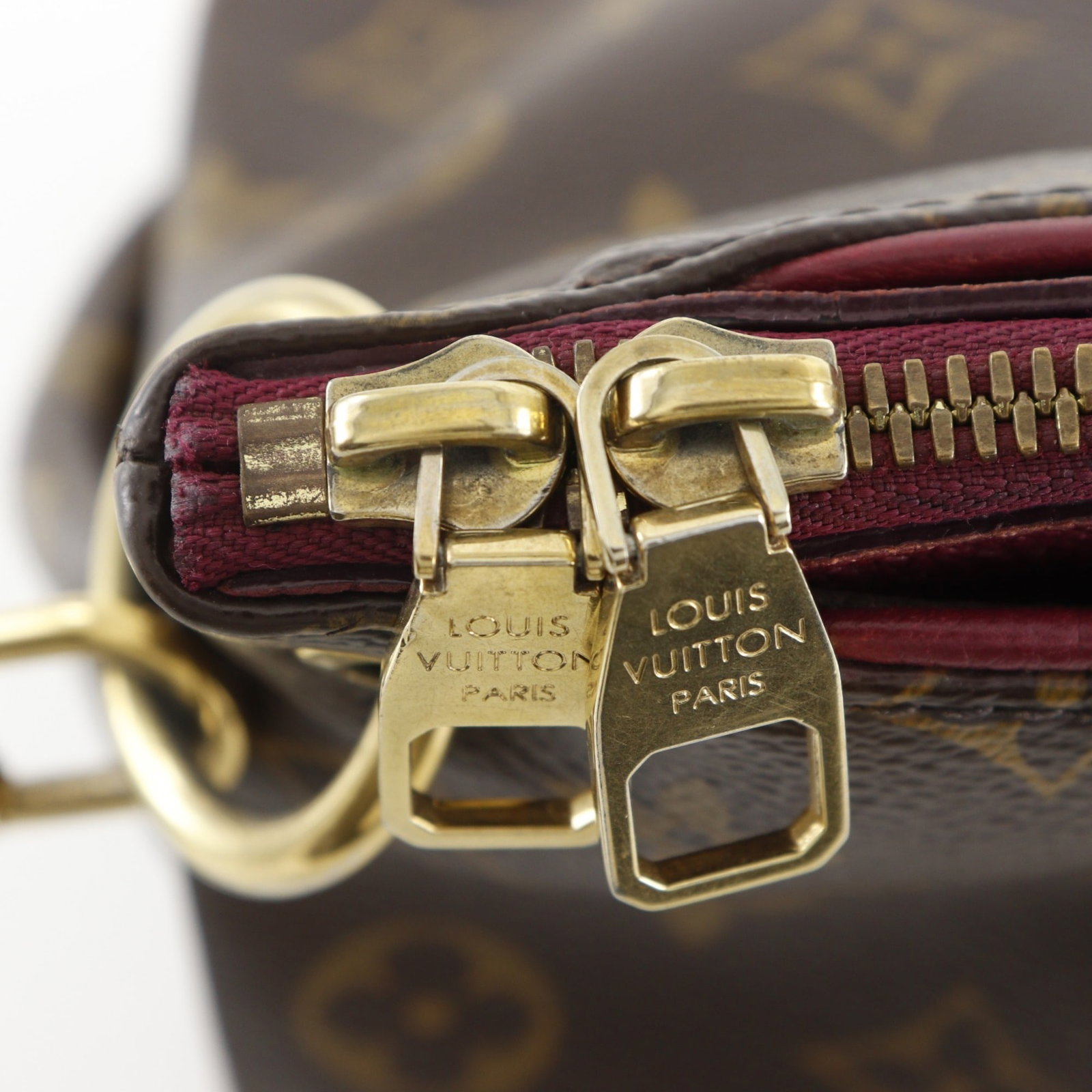 Louis Vuitton Monogram Handbag - 15