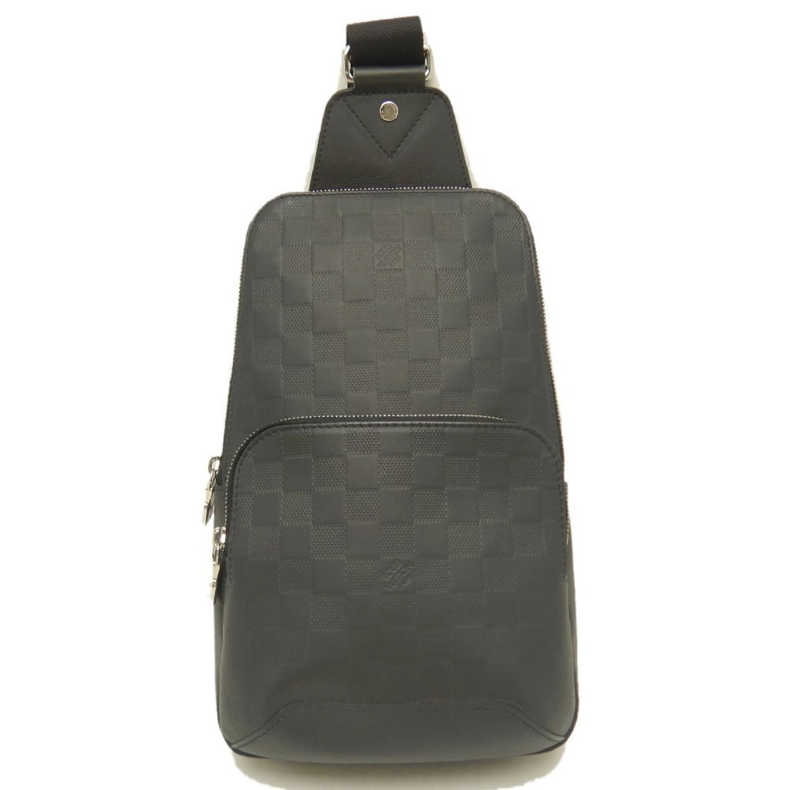 Damier Infini Louis Vuitton Sling Bag: Damier Infini Louis Vuitton Sling Bag Damier Infini Louis Vuitton Sling Bag features the iconic Damier Infini pattern in Onyx, paired with silver hardware and a sleek zipper closure. This compact