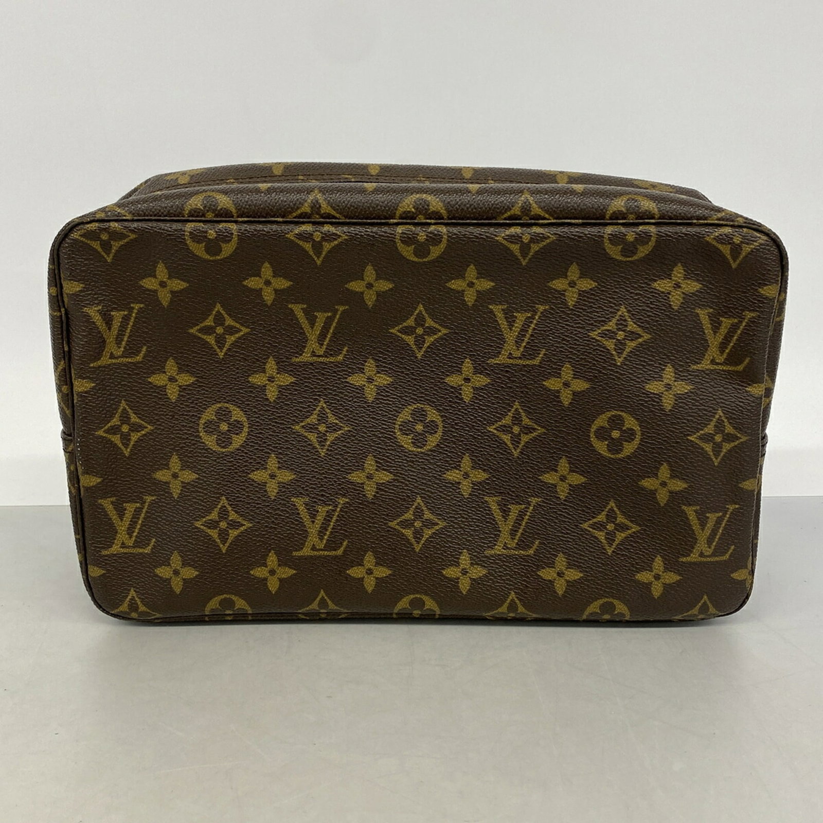 Louis Vuitton Pouch - 8