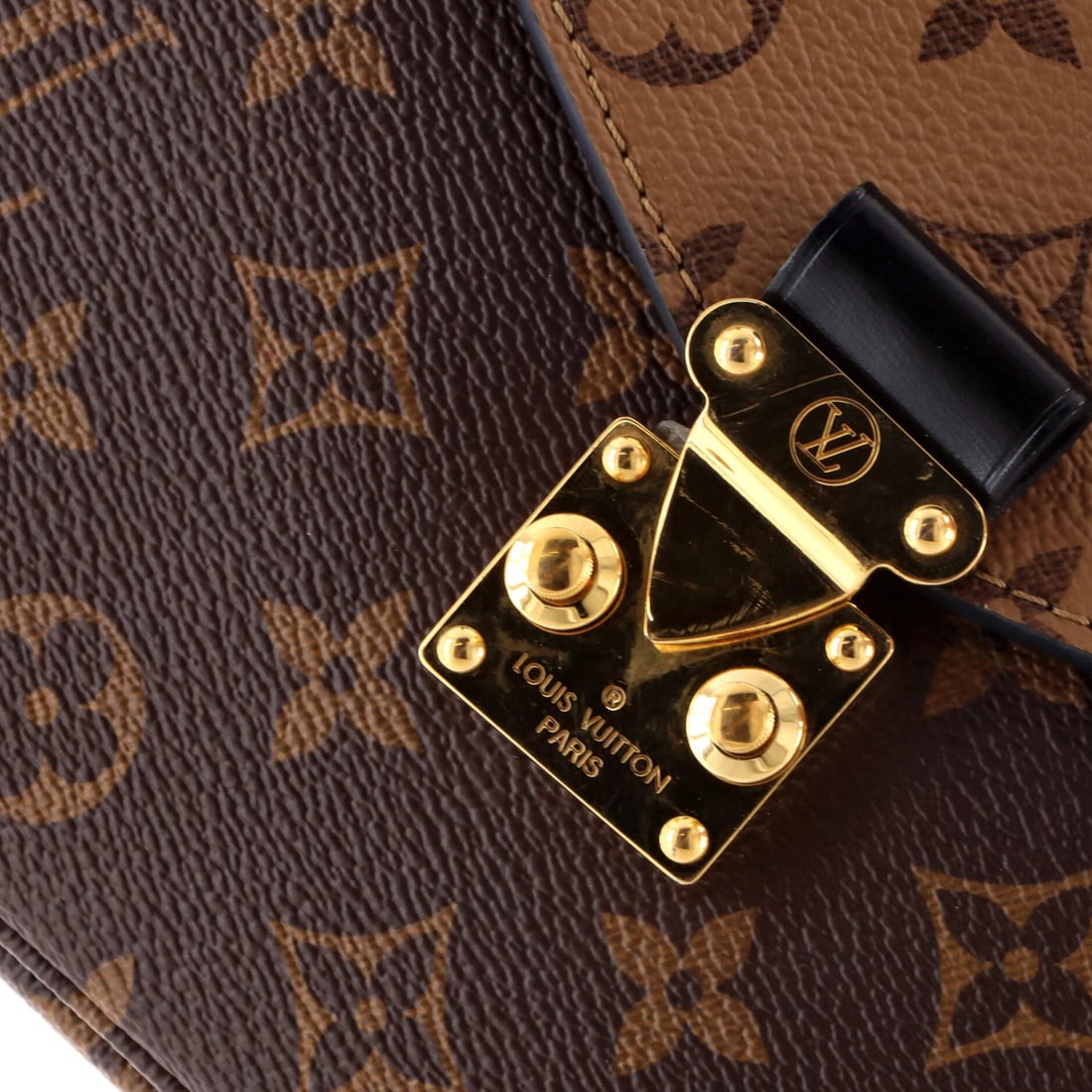 Monogram Reverse Canvas Pochette Louis Vuitton - 6
