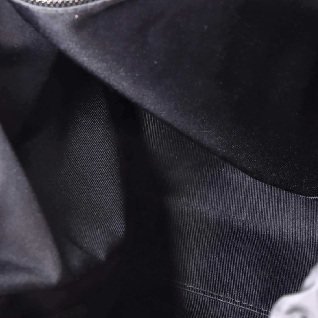 Shadow Leather Monogram Backpack Discovery Vuitton Louis - 5