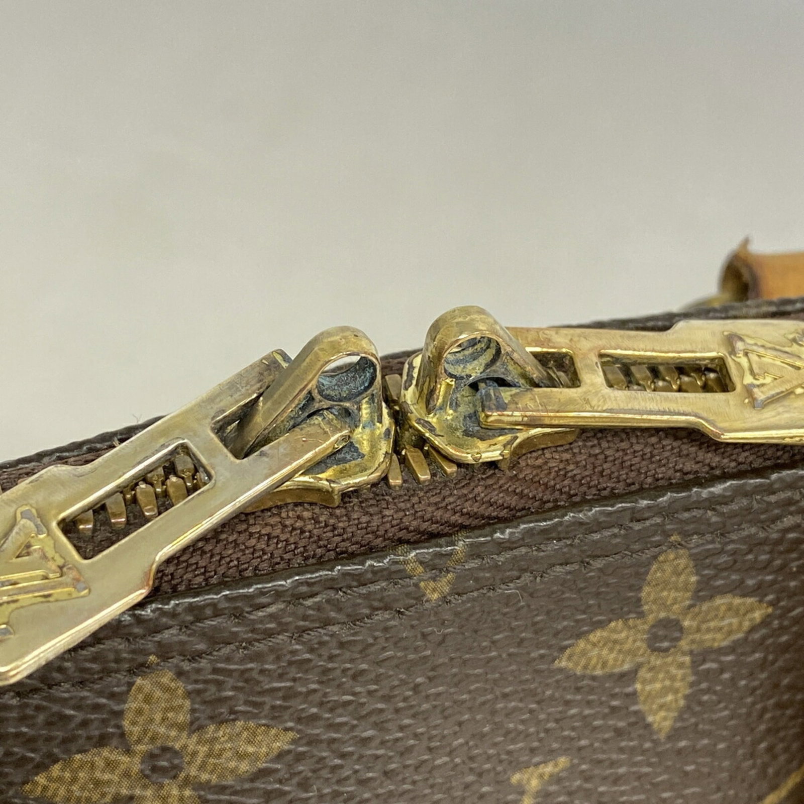Handbag Louis Vuitton - 10