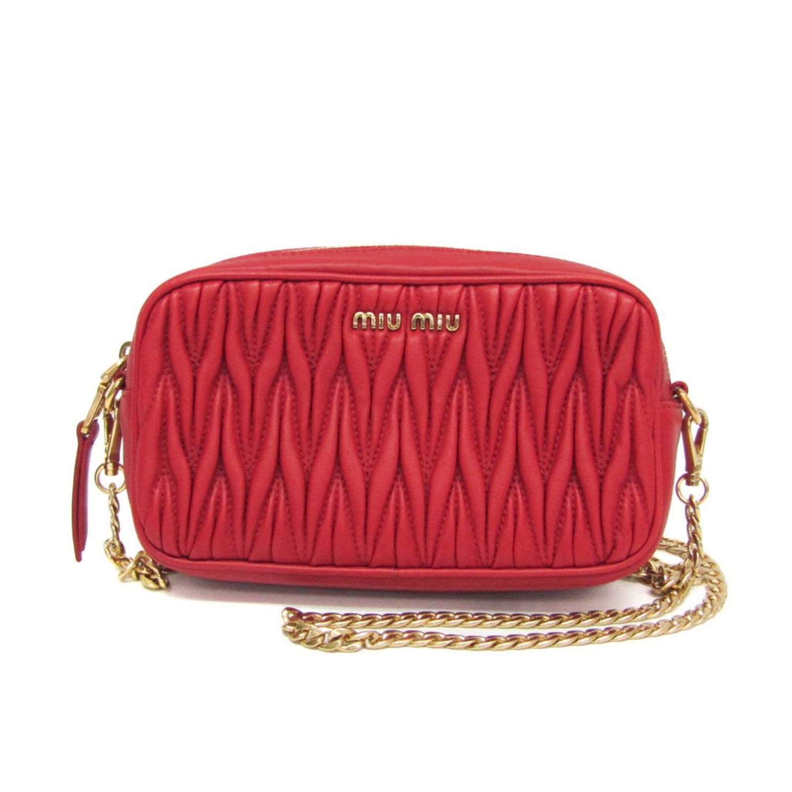 Pouch Leather Miu Bag Shoulder: Pouch Leather Miu Bag Shoulder The Miu Miu Line's Matelasse Pouch Leather Shoulder Bag is a stylish and compact accessory, featuring a chain shoulder strap and a zipper closure. Made from