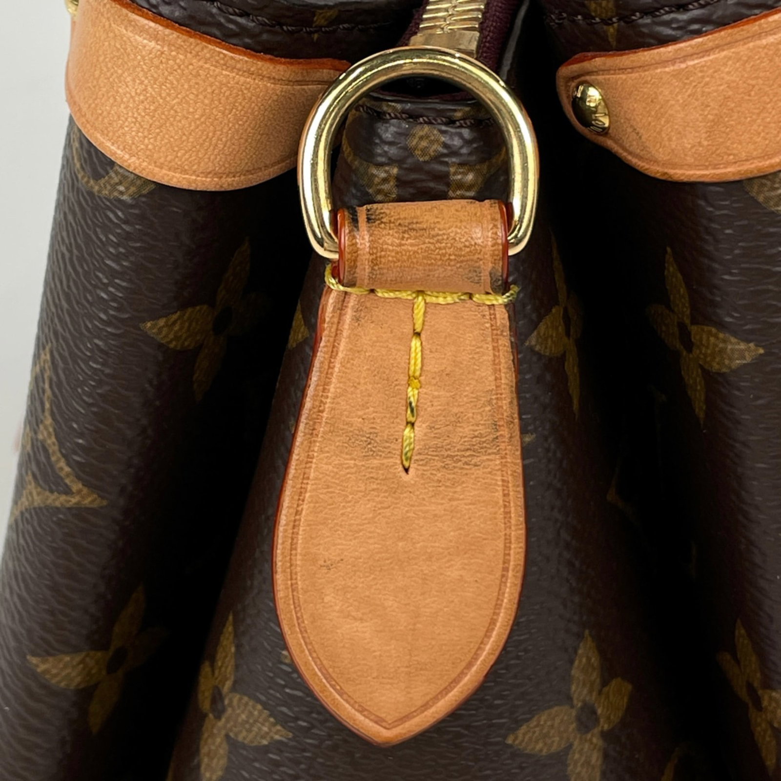 Louis Vuitton Monogram Handbag - 6