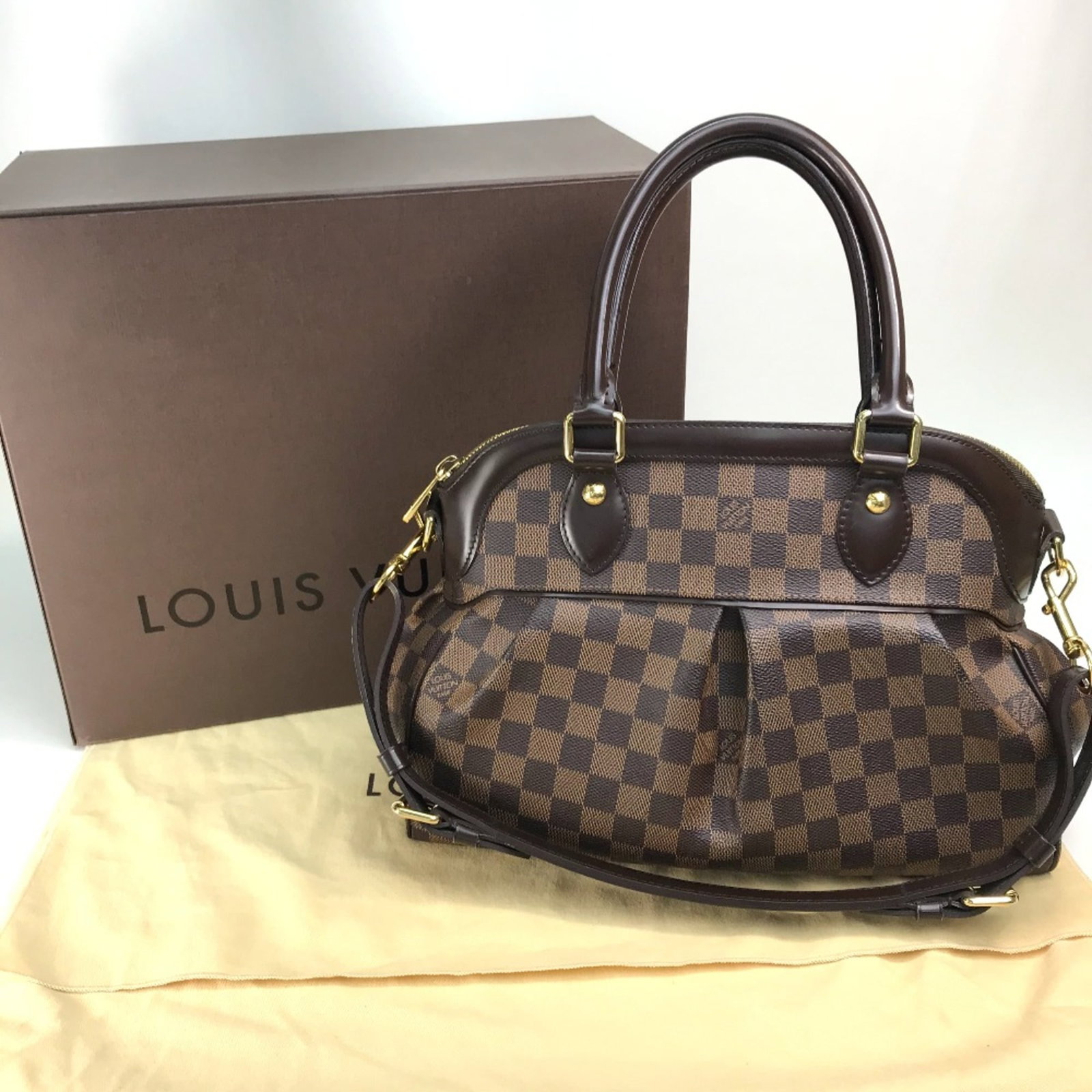 Louis Vuitton Handbag - 13