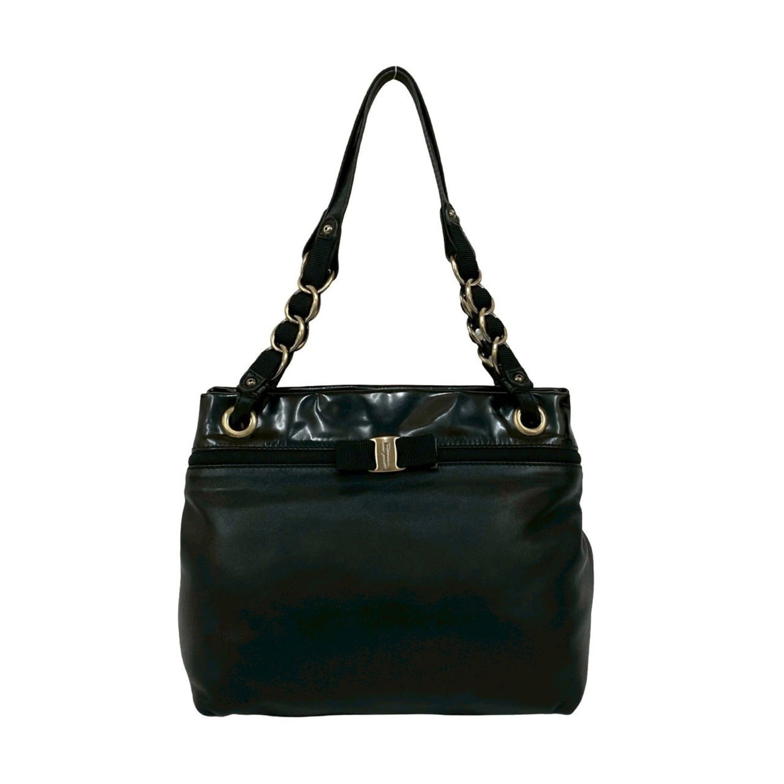 Ferragamo Bag Leather Patent Tote Salvatore Shoulder: Ferragamo Bag Leather Patent Tote Salvatore Shoulder Patent leather exterior adds a touch of sophistication to this sleek shoulder tote. Measuring 22cm x 26cm x 14cm, it features a classic design with