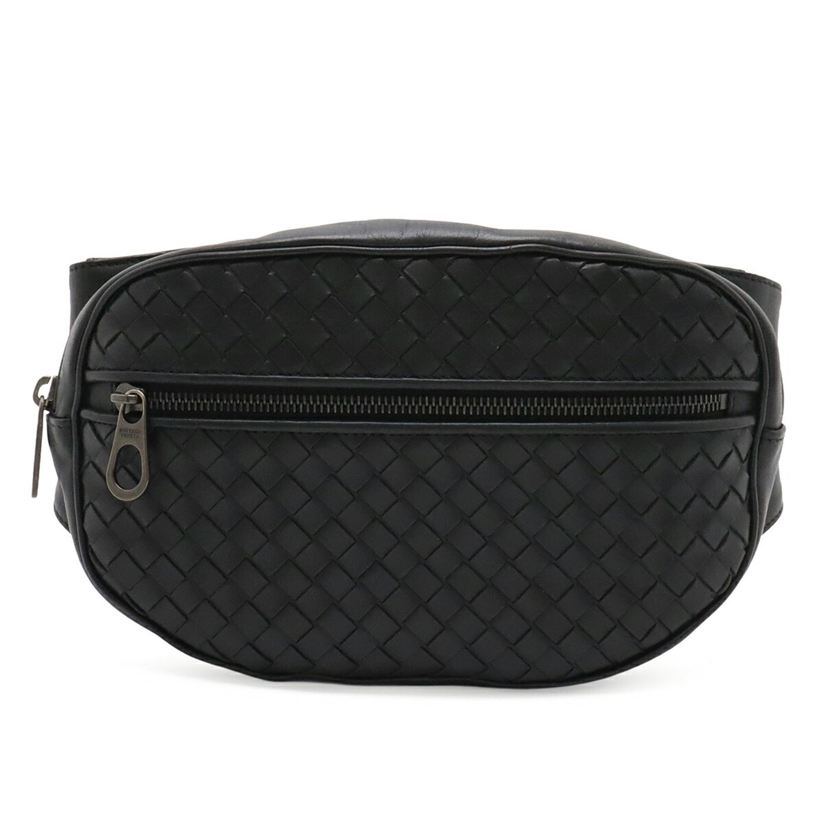 Bag Sling Leather Veneta Bottega: Bag Sling Leather Veneta Bottega Black leather sling bag with Intrecciato design, measuring 15cm x 25cm x 6cm, weighing 530g, and featuring a 104cm long strap. The Bottega Veneta Line's signature