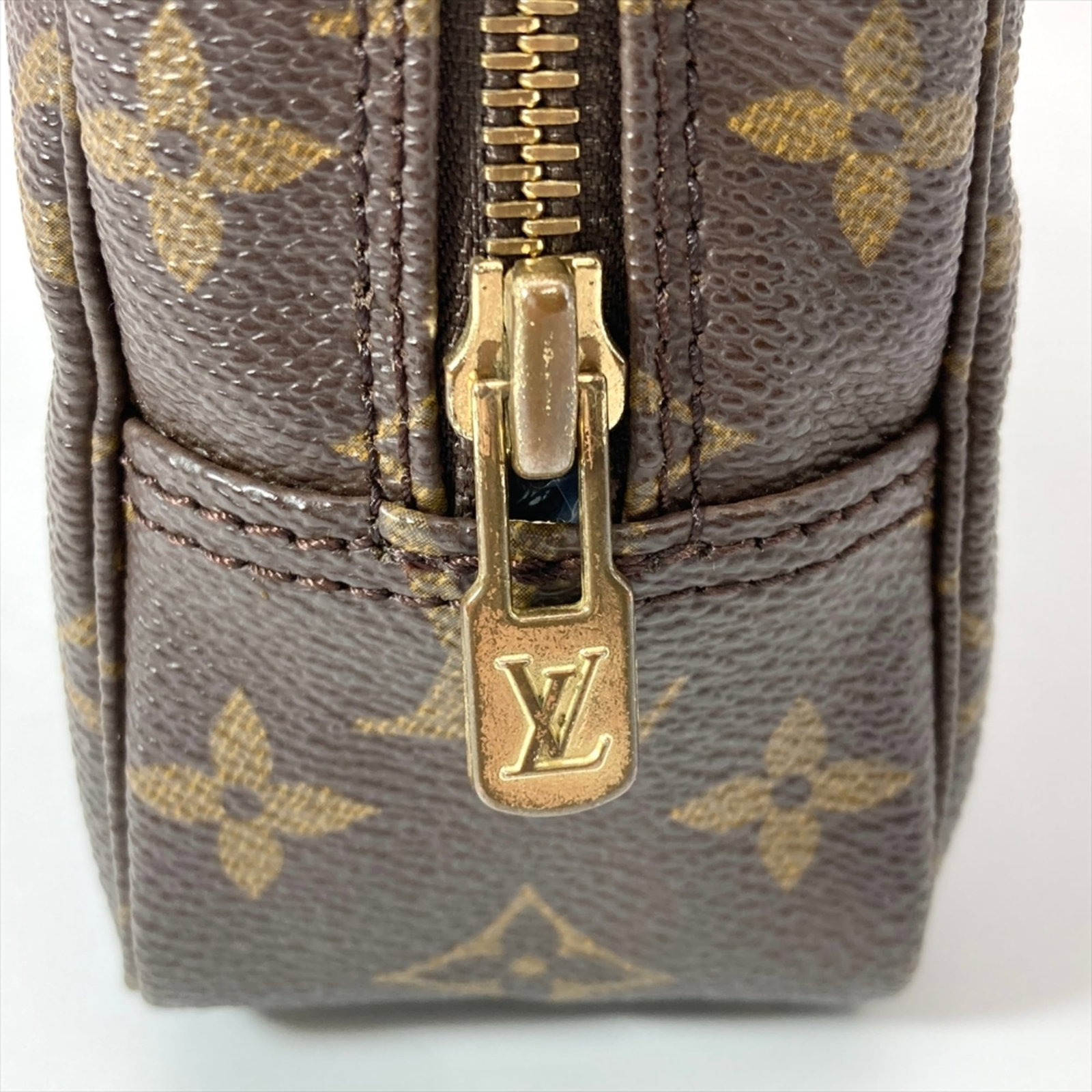 Louis Vuitton Handbag Monogram Pouch - 4