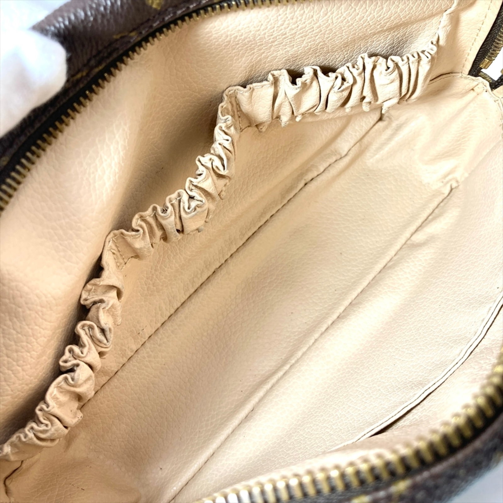 Louis Vuitton Handbag Monogram Pouch - 6