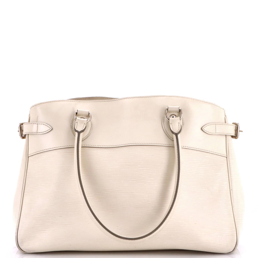 Louis Vuitton Passy Tote Epi Leather GM: Louis Vuitton Passy Tote Epi Leather GM The Louis Vuitton Passy Tote Epi Leather GM is a neutral-toned tote with a classic design, featuring a sturdy Epi Leather exterior and a spacious interior. Meas