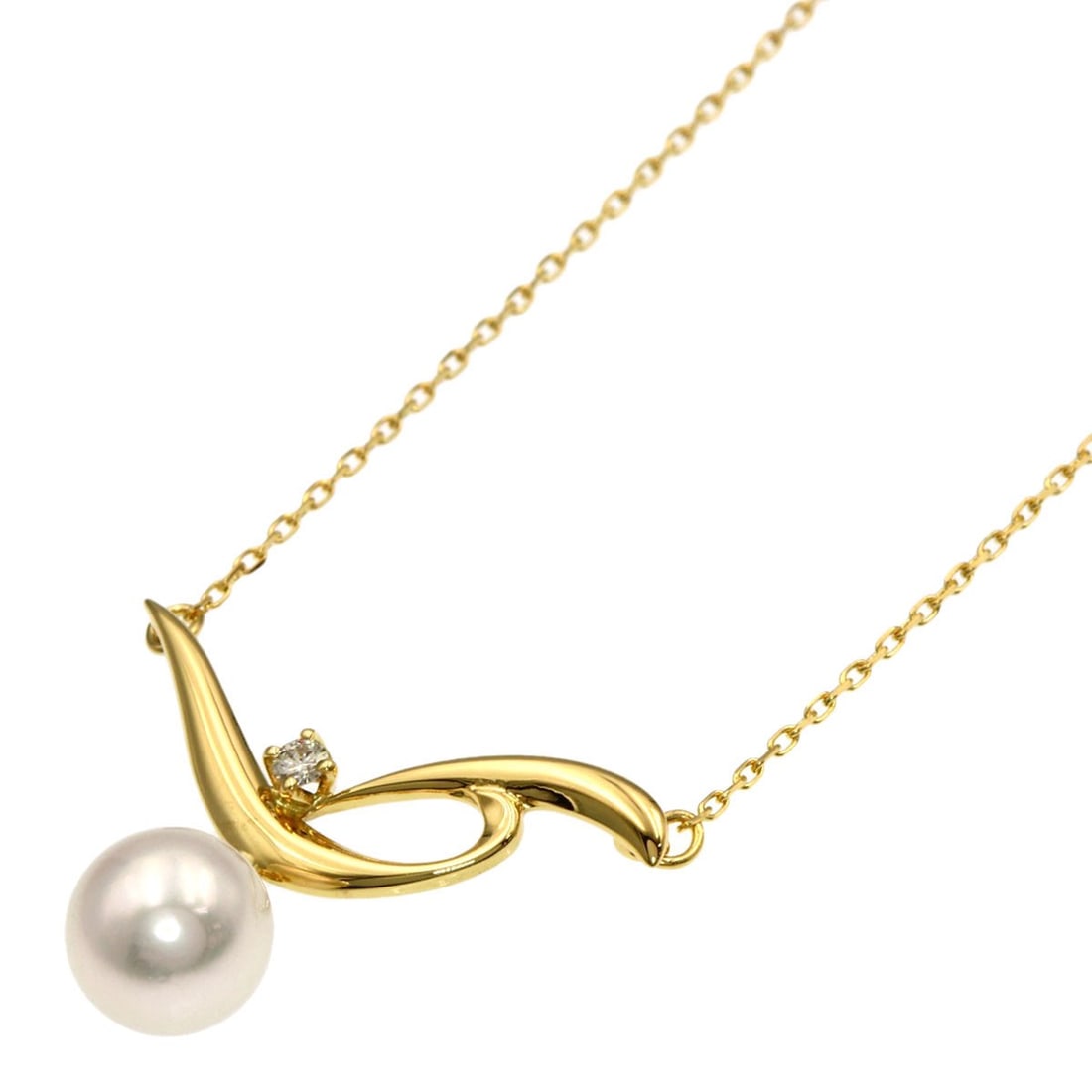 Diamond Necklace Mikimoto Pearl 1P Yellow Gold: Diamond Necklace Mikimoto Pearl 1P Yellow Gold K18 Yellow Gold necklace featuring a Mikimoto pearl in a beautiful 1P setting, adding a touch of elegance to any outfit. This 16.7-inch long necklace sho