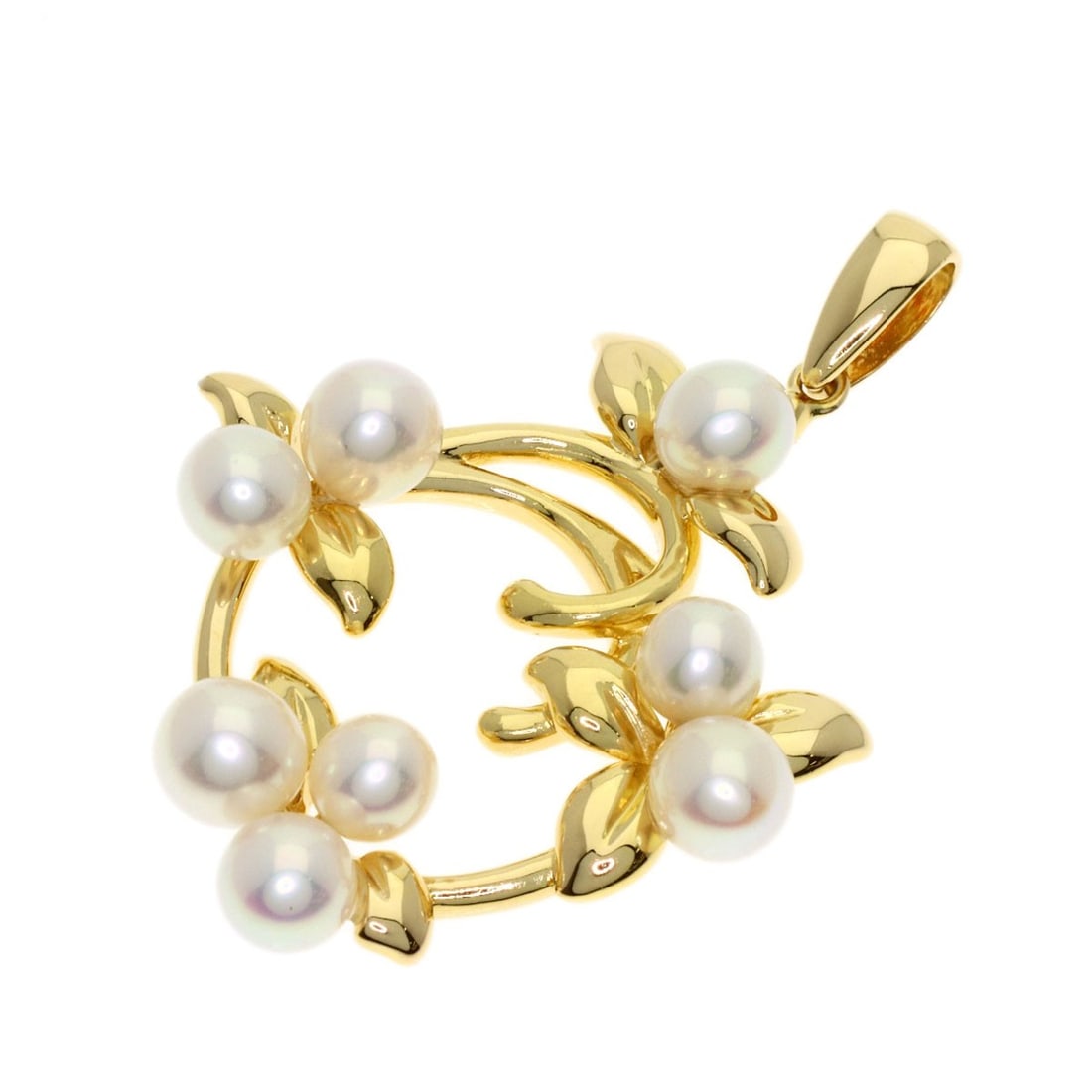 Pearl Pendant Top K18 Yellow Gold Tasaki: Pearl Pendant Top K18 Yellow Gold Tasaki K18 Yellow Gold Tasaki's Pearl Pendant Top Shines with Luxurious Gold. This stunning pendant top features a high-quality pearl, set in a beautiful K18 yellow