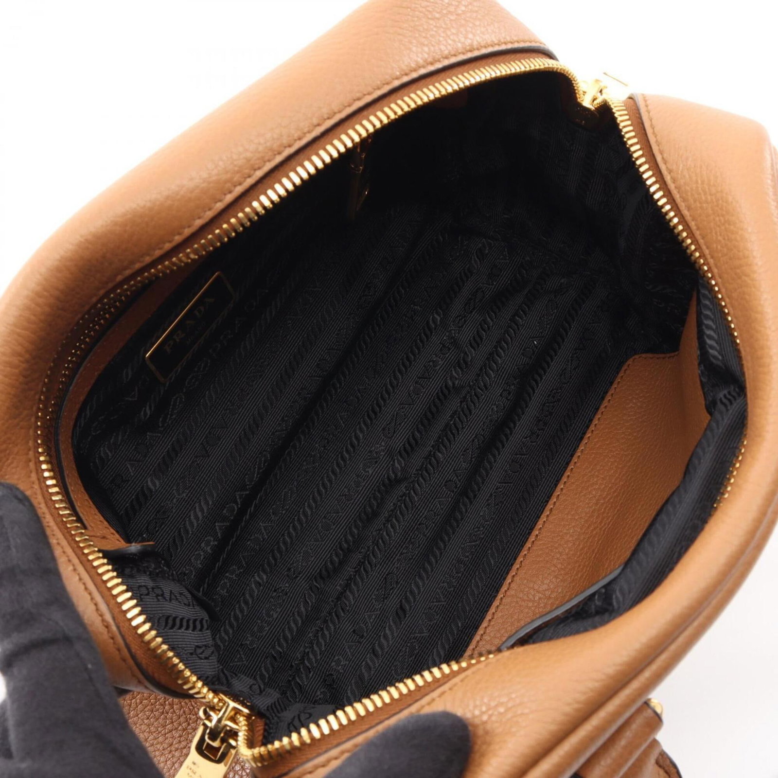 Handbag Leather Prada - 3