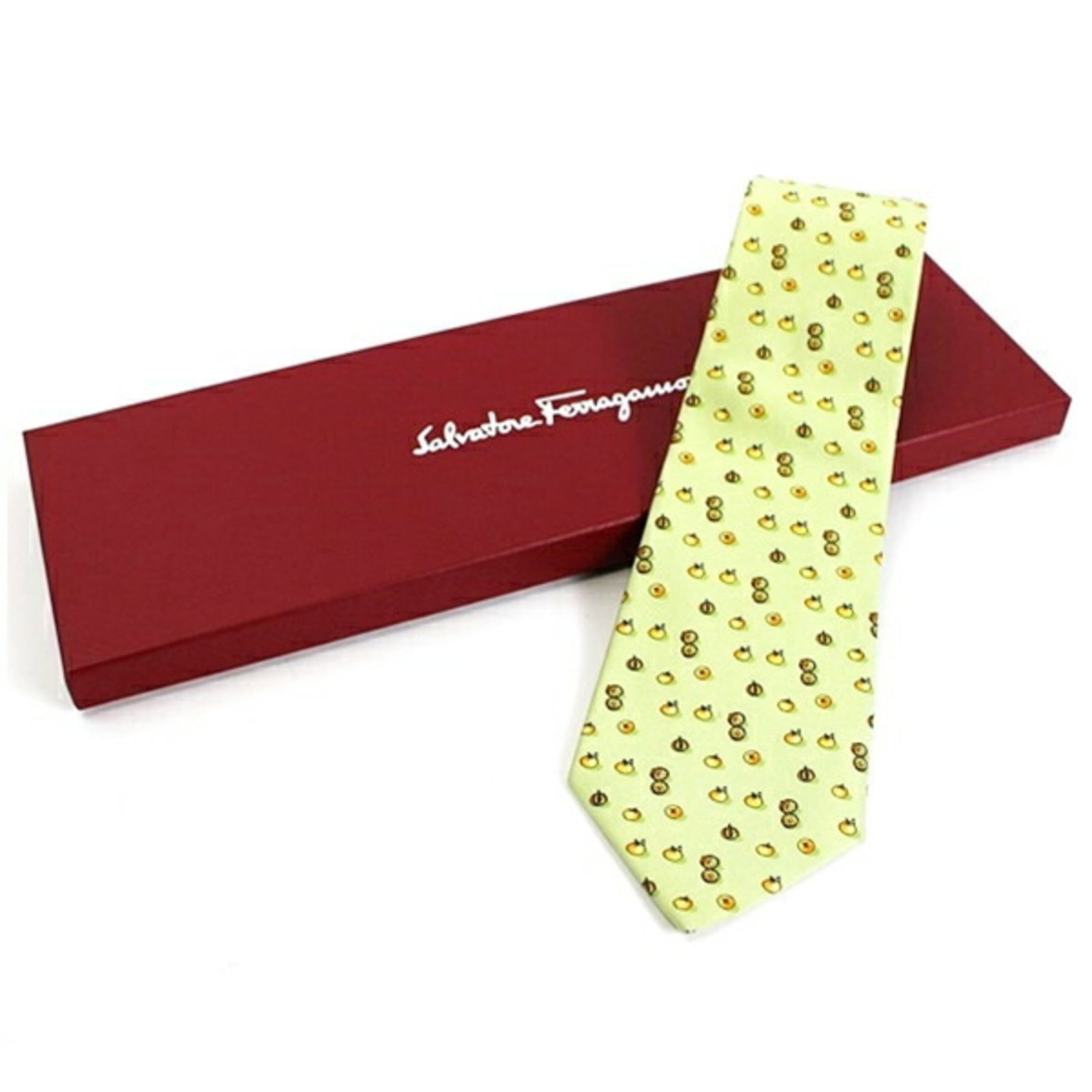 Ferragamo Salvatore Silk Cravat: Ferragamo Salvatore Silk Cravat Light green silk cravat from Salvatore Ferragamo, with a width of 9.5cm. The item comes in a box, providing a sense of presentation and care. A Salvatore Ferragamo