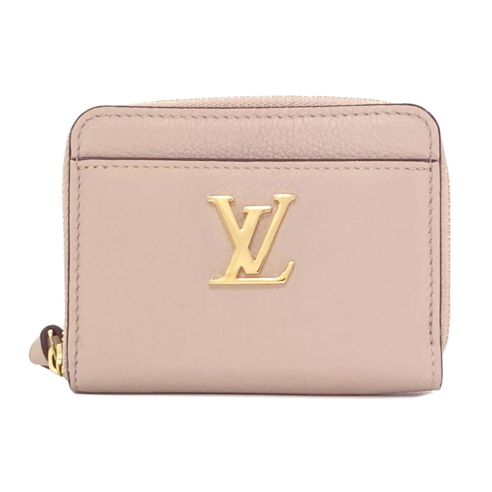 Louis Vuitton Purse Coin Case Leather: Louis Vuitton Purse Coin Case Leather Taurillon leather craftsmanship meets timeless style in this Louis Vuitton coin purse coin case, featuring a sleek grayish hue and secure zipper closure.