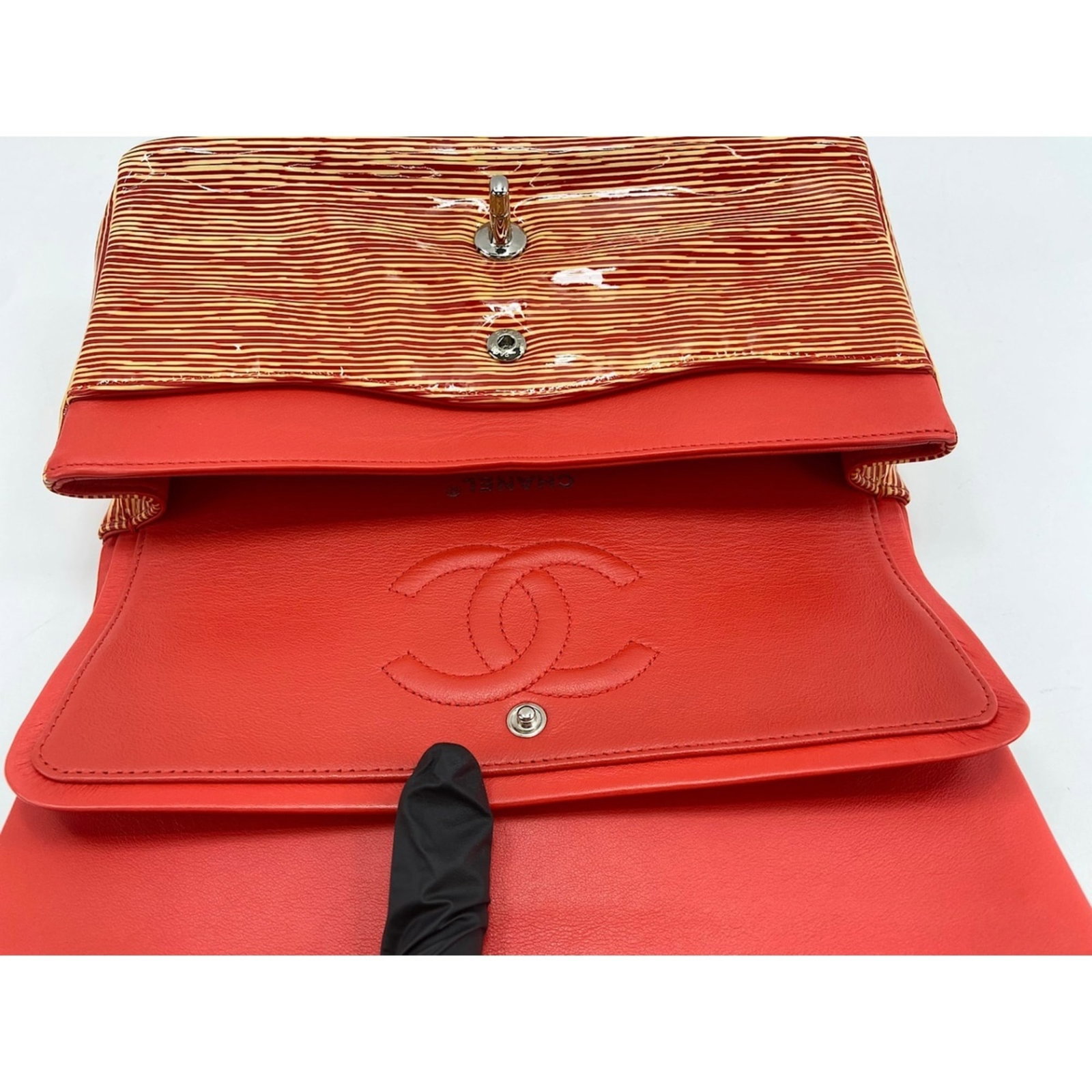 Shoulder Bag by Chanel - 12