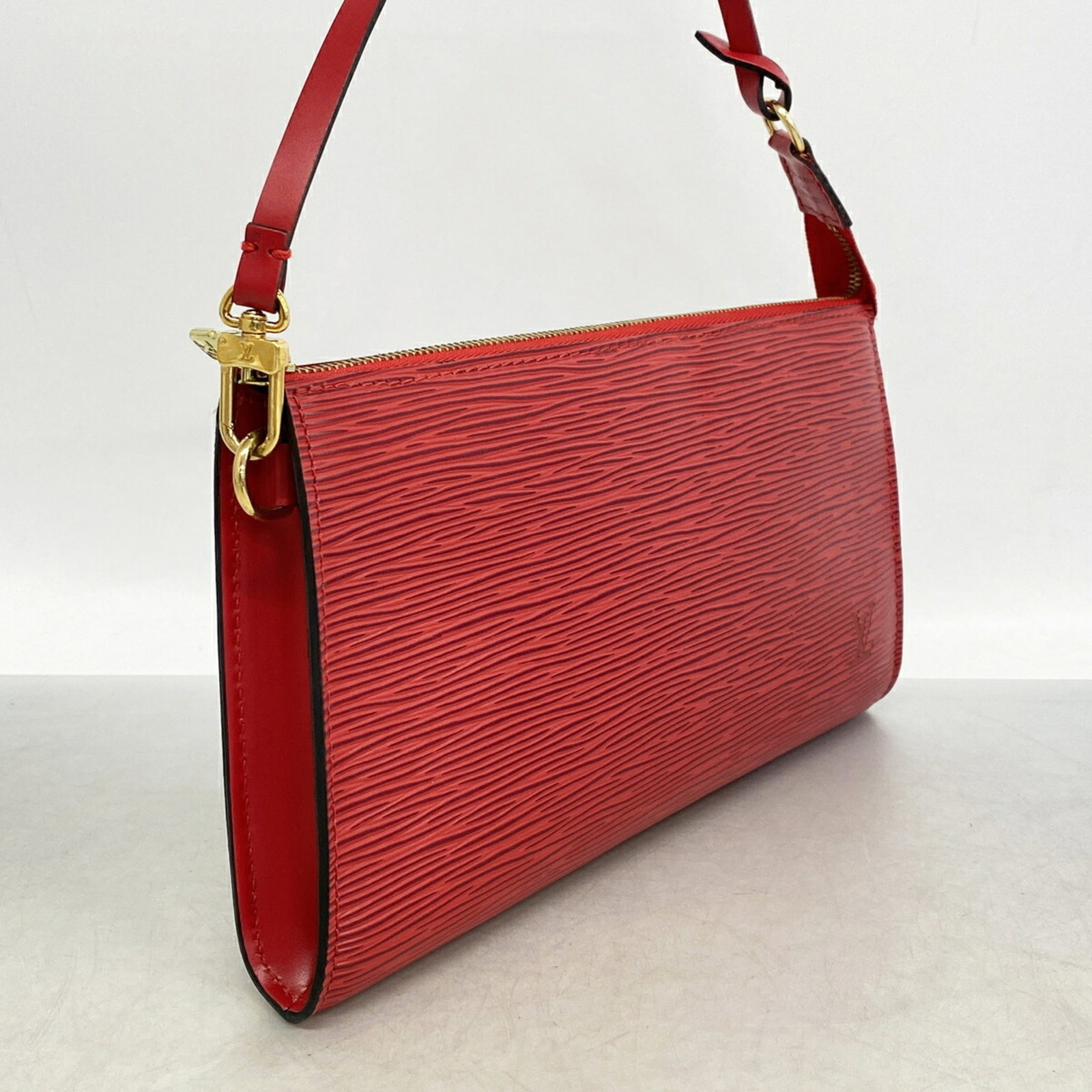 Louis Vuitton Pouch - 2
