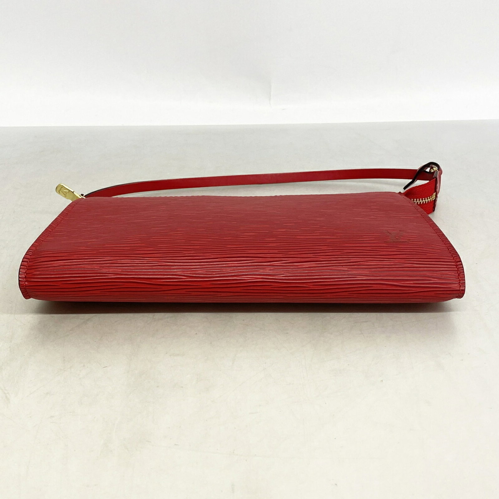 Louis Vuitton Pouch - 3