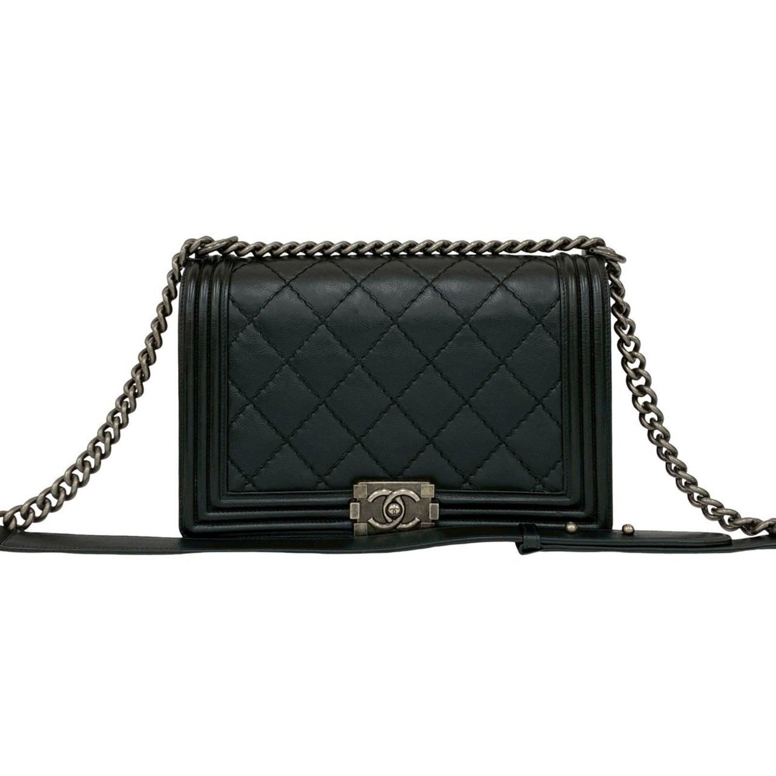 Shoulder Bag Leather Chanel: Shoulder Bag Leather Chanel Black leather shoulder bag from Chanel, measuring 18cm x 27cm x 6.5cm. This bag features high-quality leather construction and a classic design. Item Specifics: Brand:
