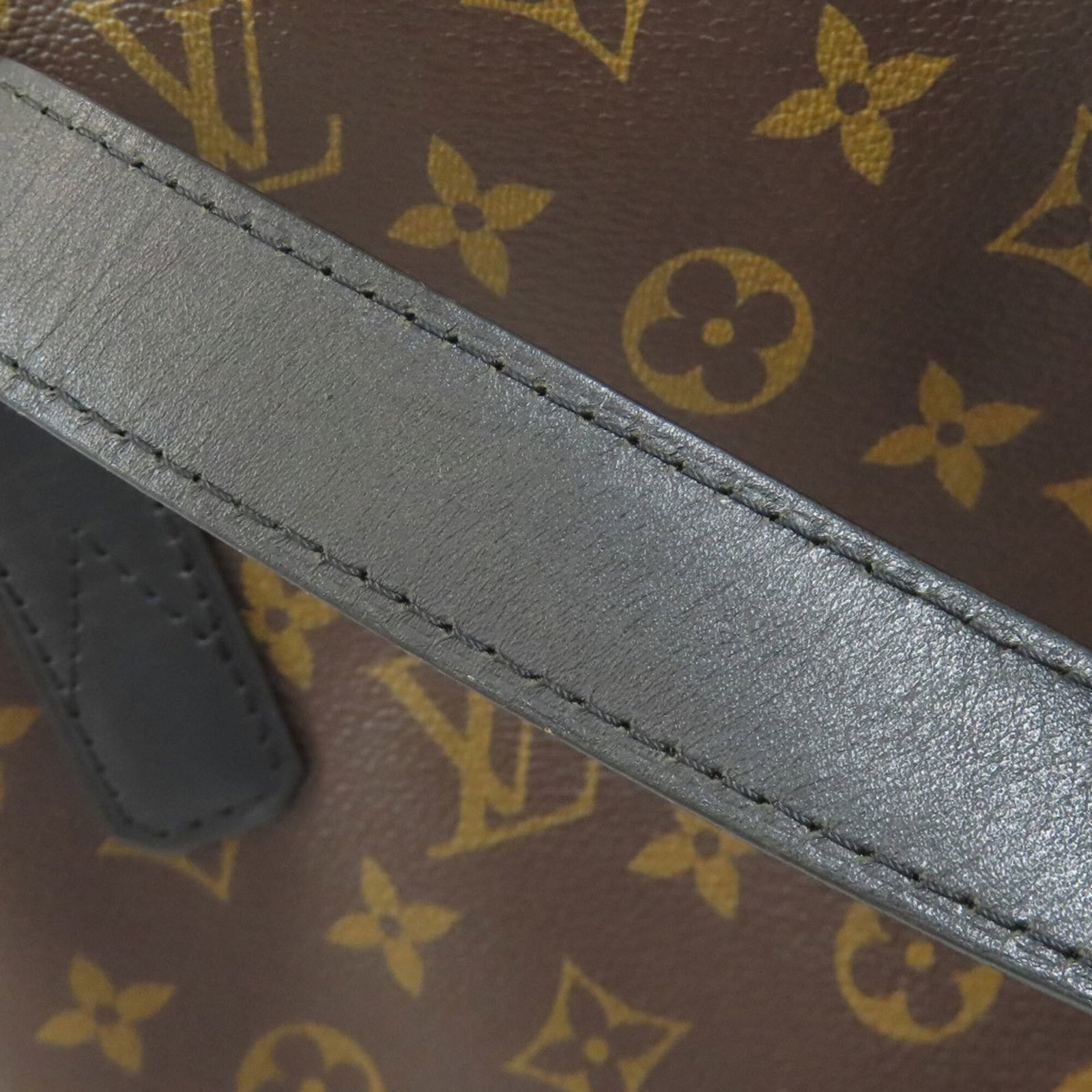 Handbag Louis Vuitton - 17