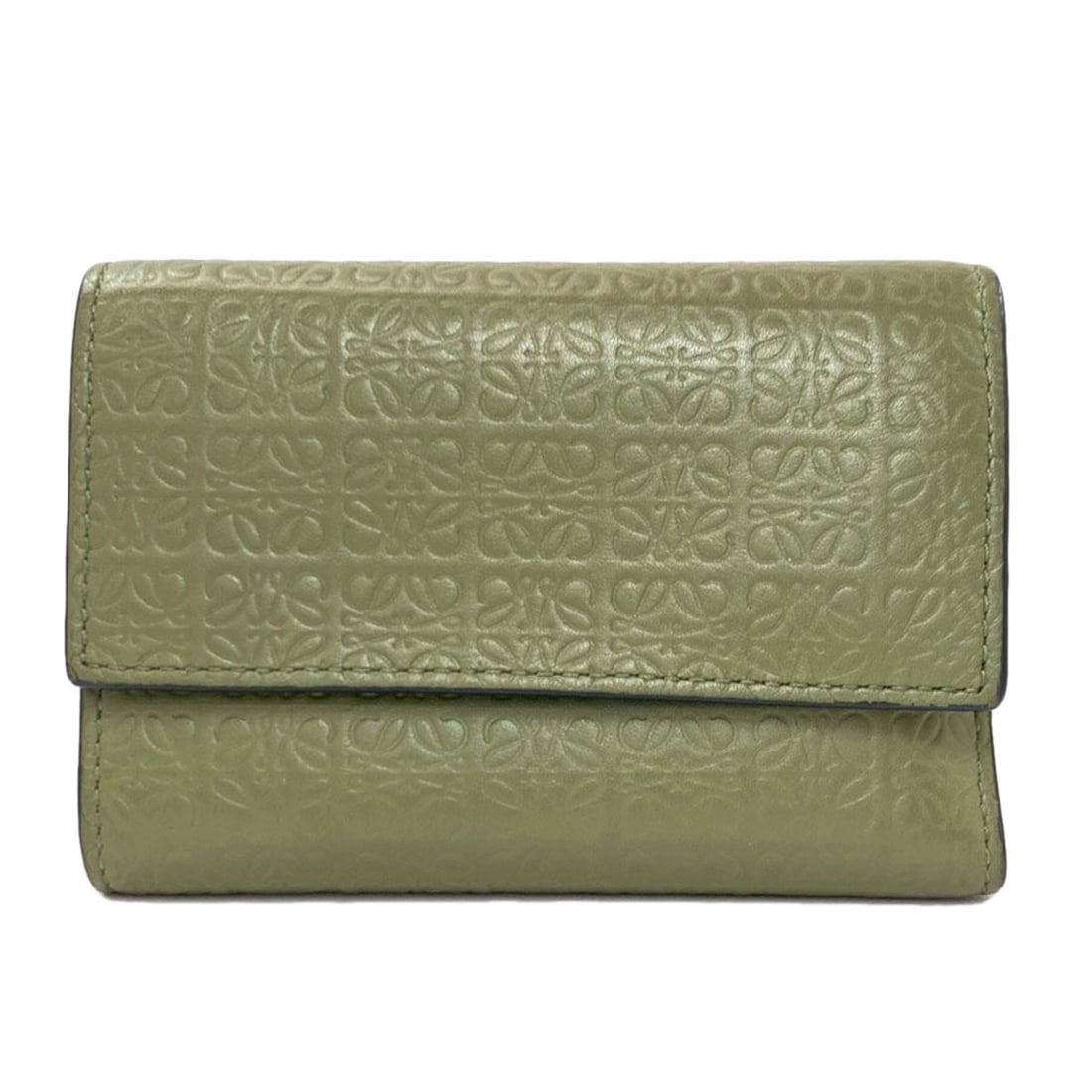 Calf Loewe Tri fold Wallet With coin Pocket: Calf Loewe Tri fold Wallet With coin Pocket Green Calf Loewe Tri-fold Wallet with Coin Pocket. This tri-fold wallet features a coin pocket, made from green calf leather, and boasts a classic design.