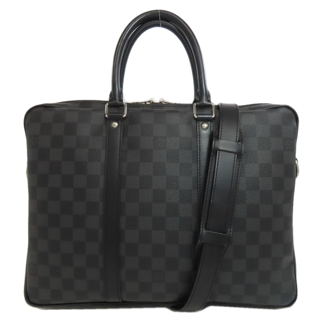 Business Bag Damier Canvas Porte Documents Voyagepm Louis Vuitton: Business Bag Damier Canvas Porte Documents Voyagepm Louis Vuitton Damier canvas in a versatile gray hue, this Louis Vuitton business bag boasts a sturdy design with a 10.4-inch height and 2.4-inch