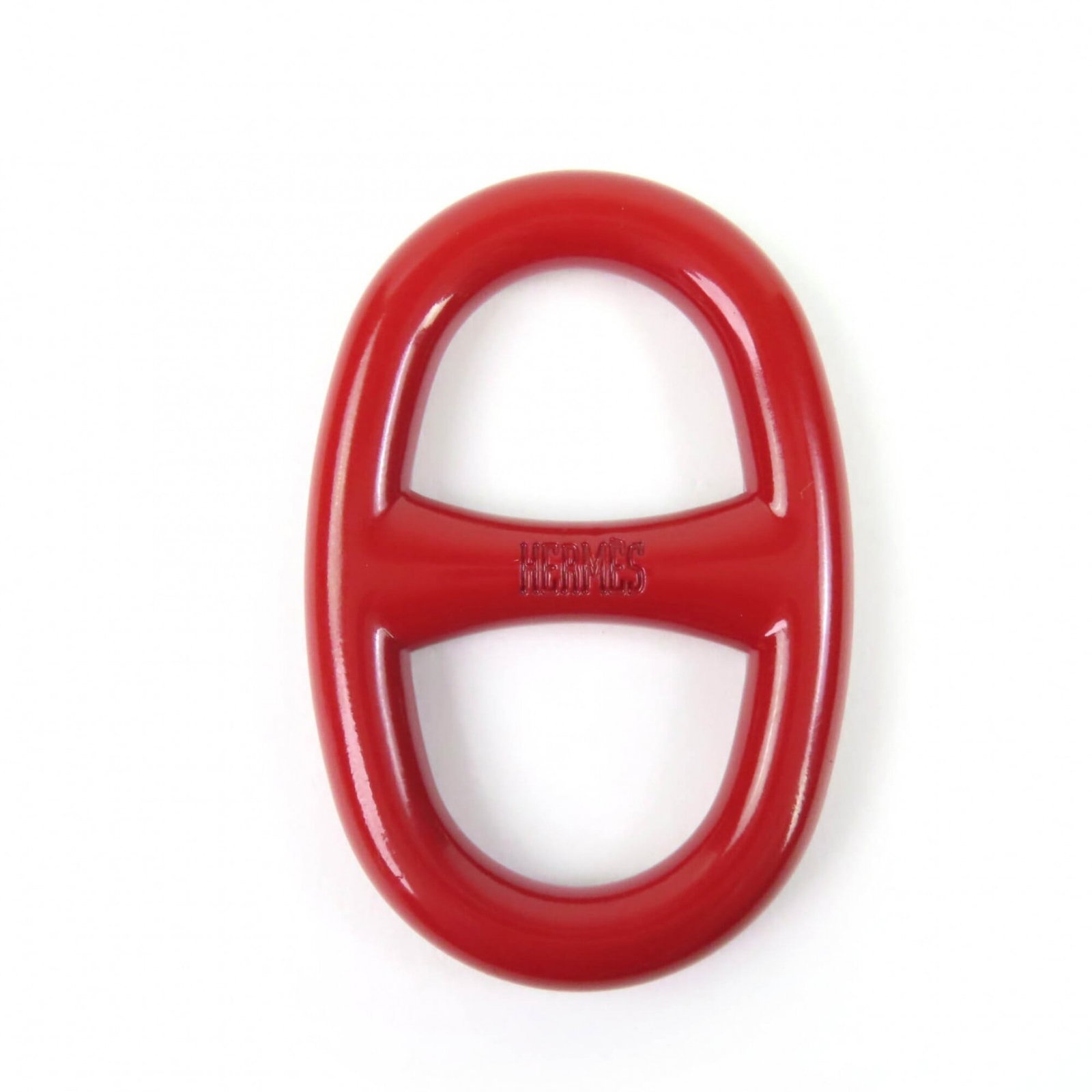 Ring Scarf Metal Hermes: Ring Scarf Metal Hermes Metal Hermes ring scarf in bold red color, measuring 5.5cm x 4.6cm, adds a pop of vibrant color to any outfit. Item Specifics: Brand: Hermes Type: Scarf ring Gender: Women