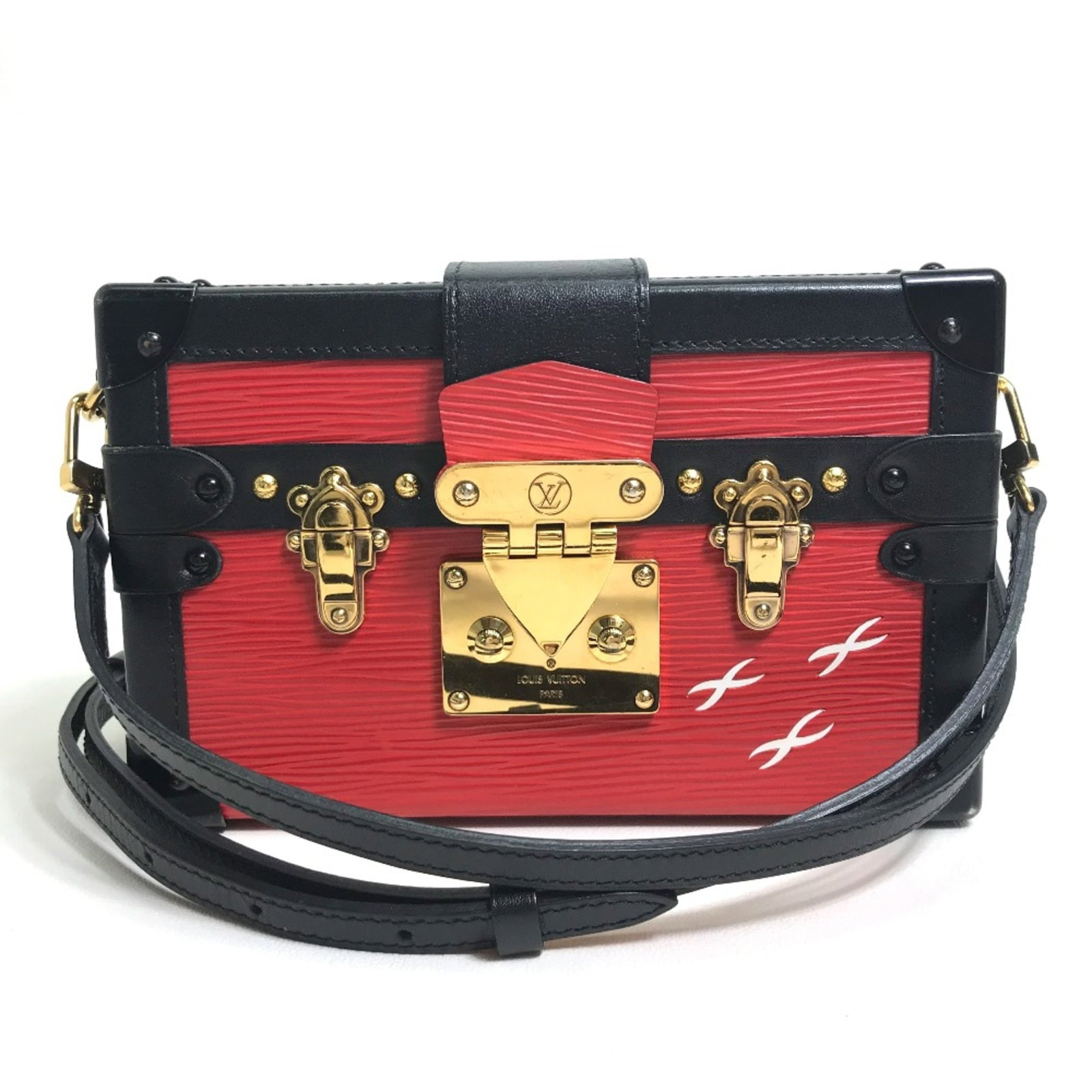 Shoulder Bag Leather Louis Vuitton: Shoulder Bag Leather Louis Vuitton Red Leather Louis Vuitton Shoulder Bag with Classic Design. Made from high-quality leather, this iconic M54651 model features a timeless design with clean lines and