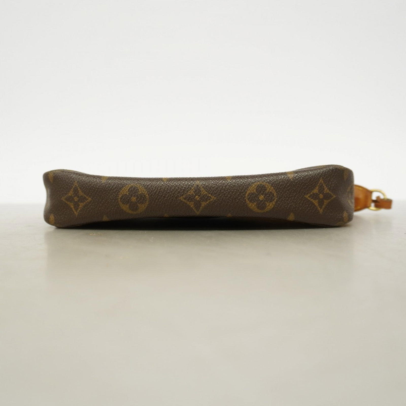 Louis Vuitton Pouch - 3
