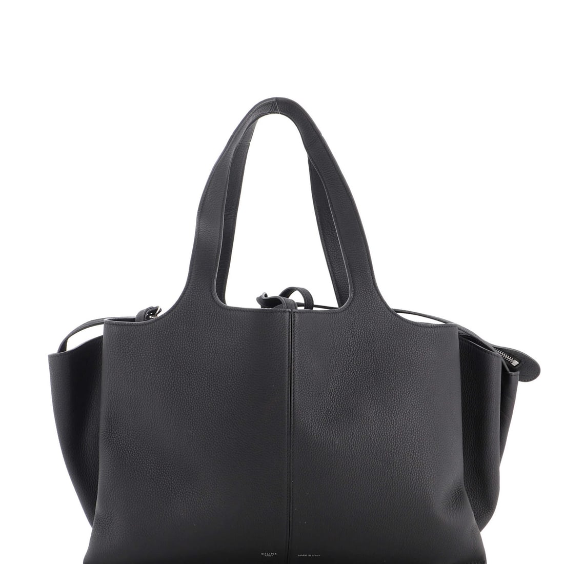 Celine Tri-Fold Shoulder Bag Grained Calfskin Medium: Celine Tri-Fold Shoulder Bag Grained Calfskin Medium The Celine Tri-Fold Shoulder Bag Grained Calfskin Medium is a luxurious medium-sized shoulder bag made from high-quality leather. With its sleek