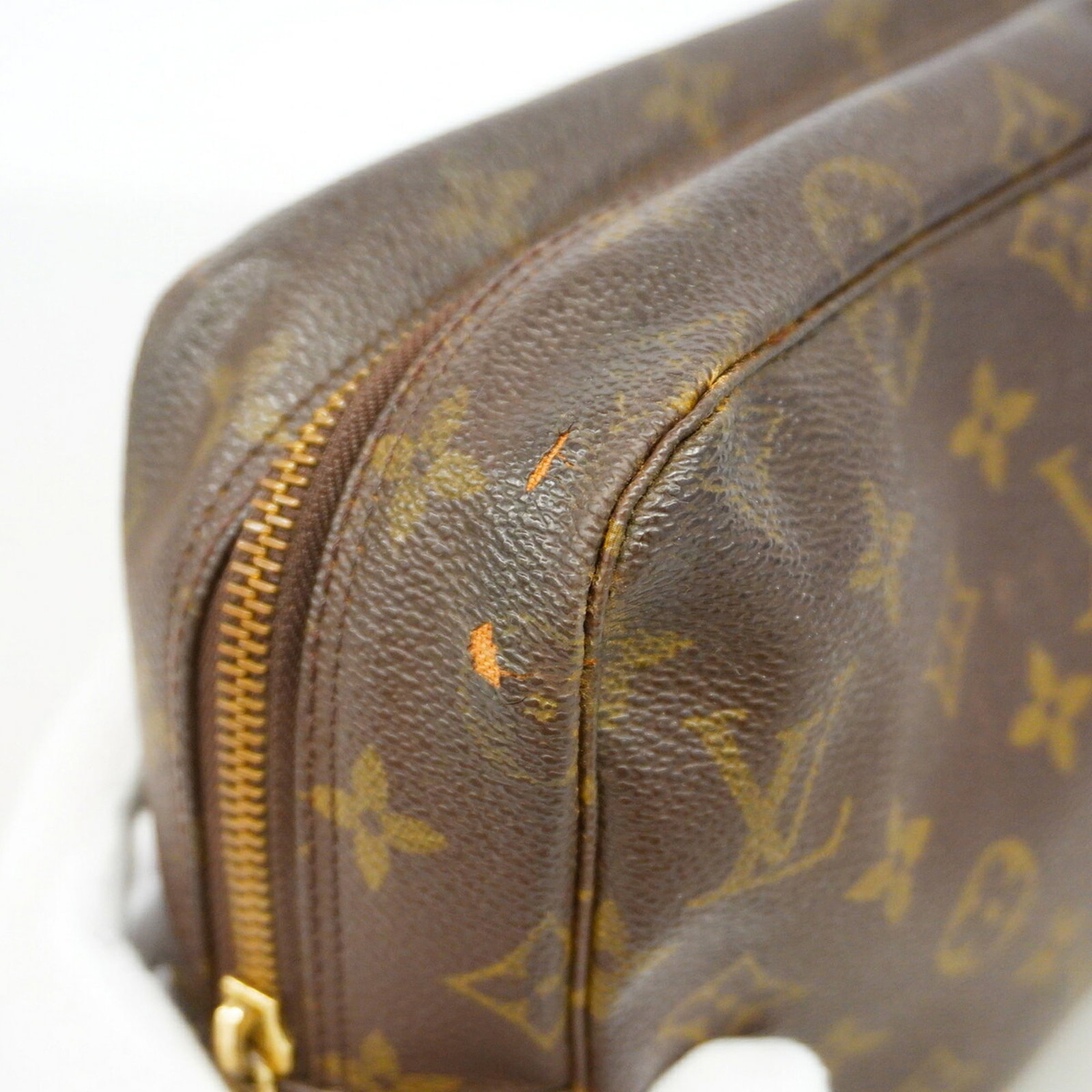 Louis Vuitton Pouch - 6
