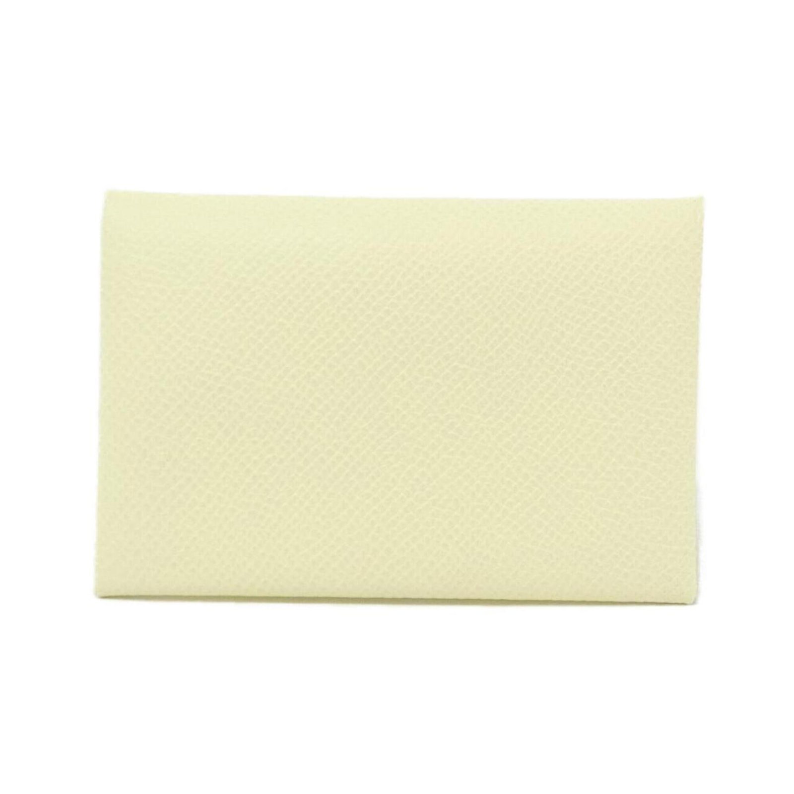 Epsom Leather Card Case Hermes: Epsom Leather Card Case Hermes Epsom leather card case from Hermes, featuring a unique and stylish design. Made from high-quality Epsom leather, this card case measures 7cm x 10.5cm x 1cm and boasts a