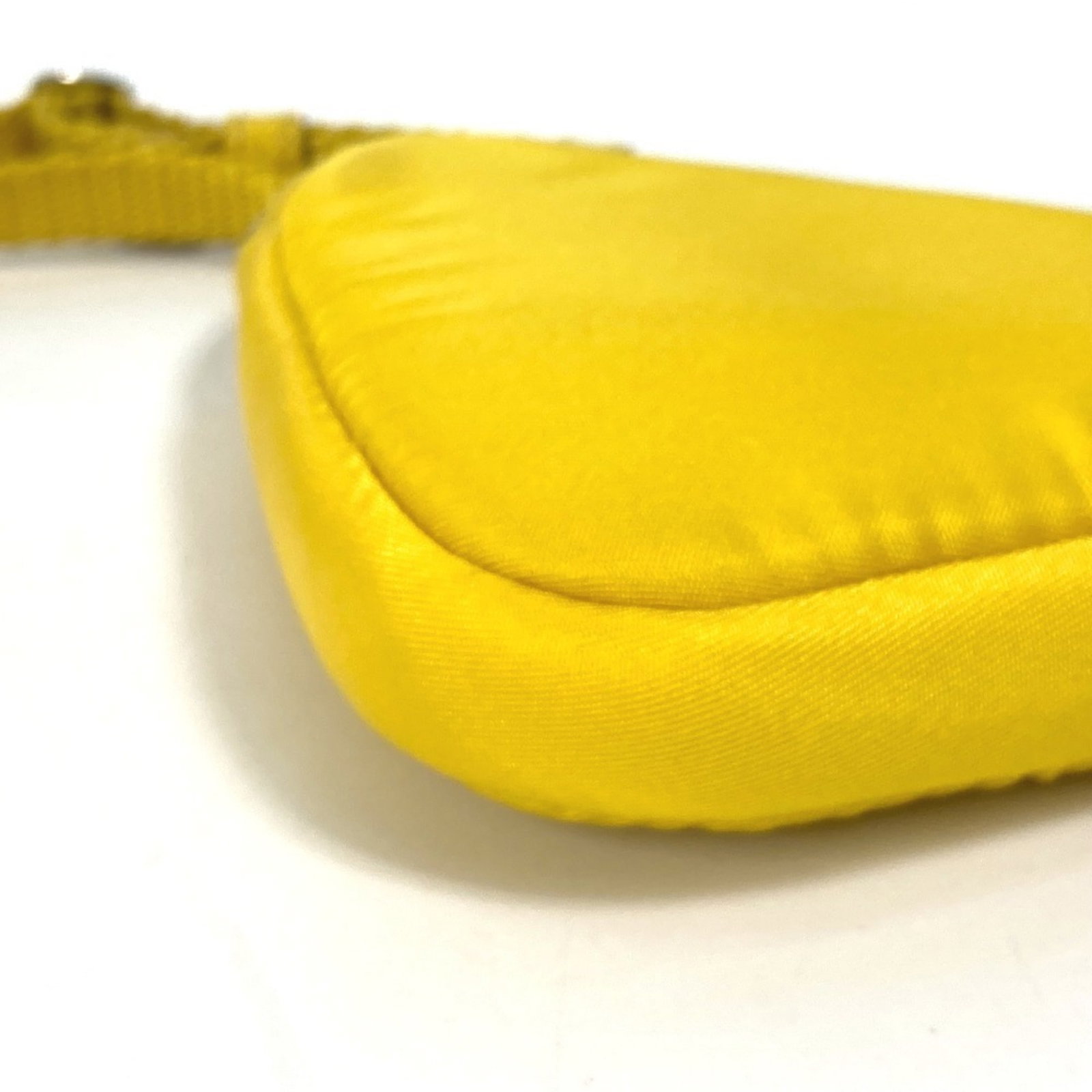 Nylon Prada Pouch - 6