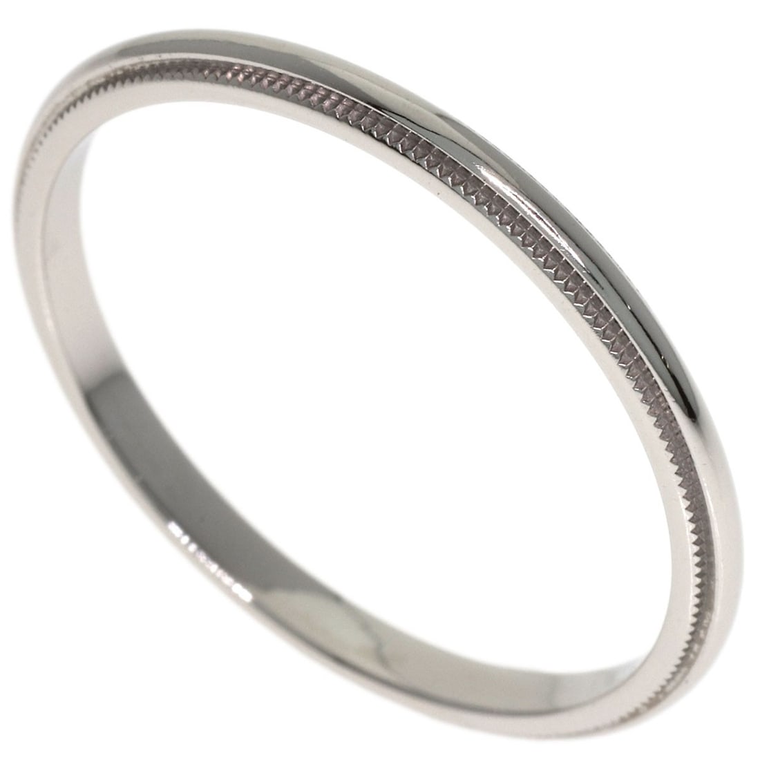 Tiffany&Co. Milgrain Ring Platinum Pt950: Tiffany&Co. Milgrain Ring Platinum Pt950 The Tiffany&Co. Milgrain Ring Platinum Pt950 is a stunning silver-toned platinum ring featuring intricate milgrain details. With its classic design and elegant