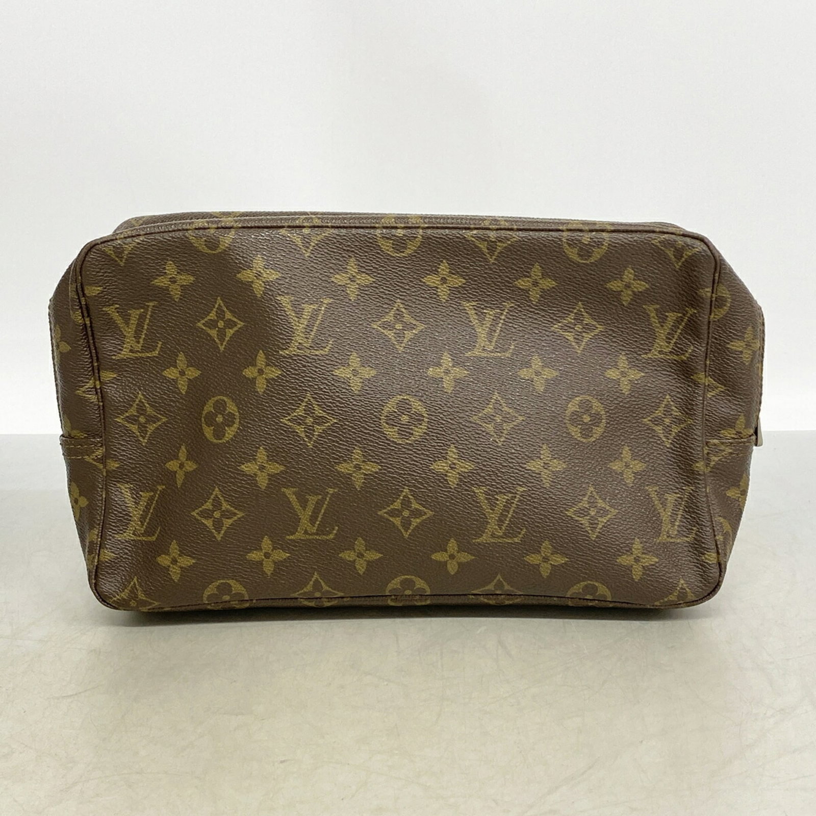 Louis Vuitton Pouch - 8