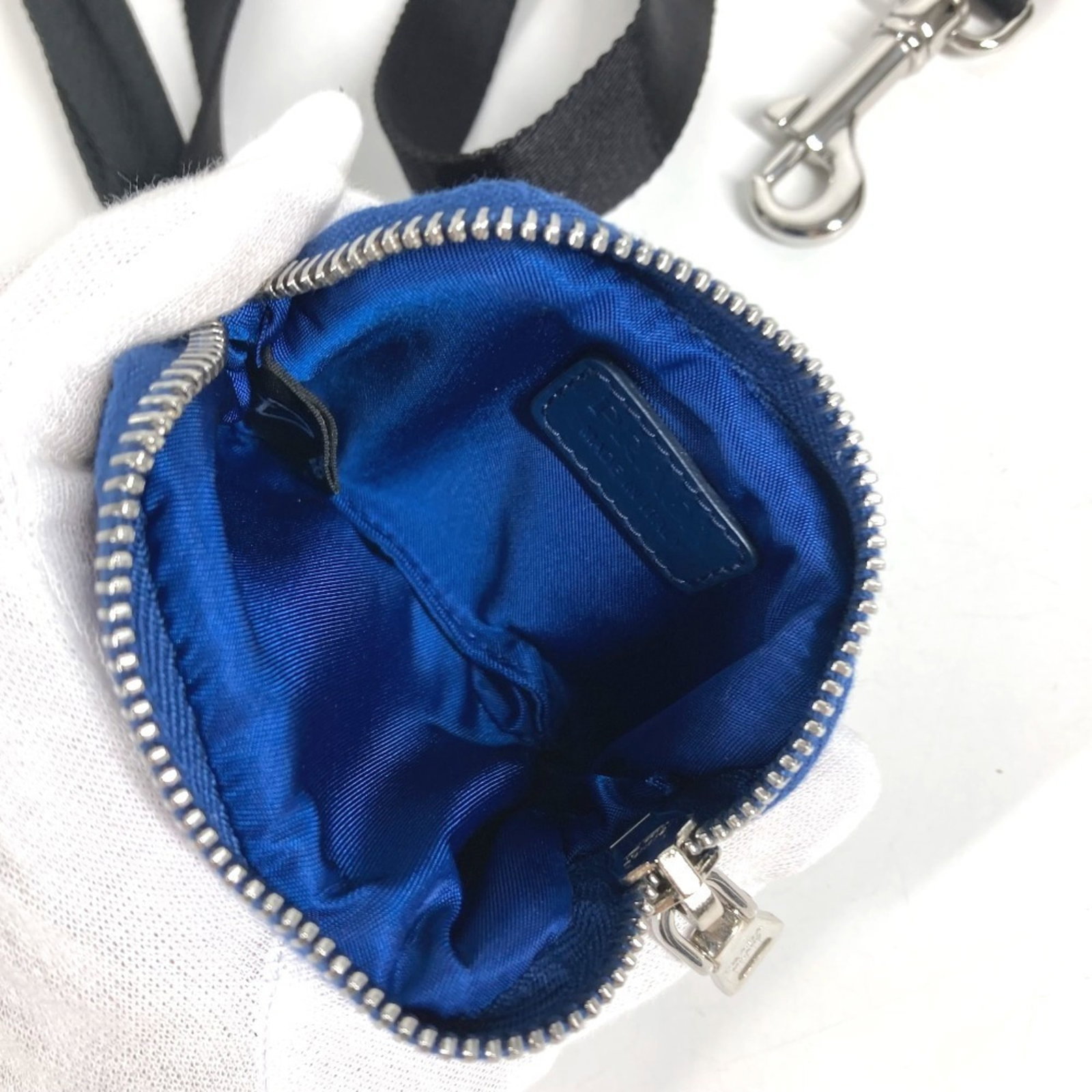 Pouch Nylon Handbag Prada - 10
