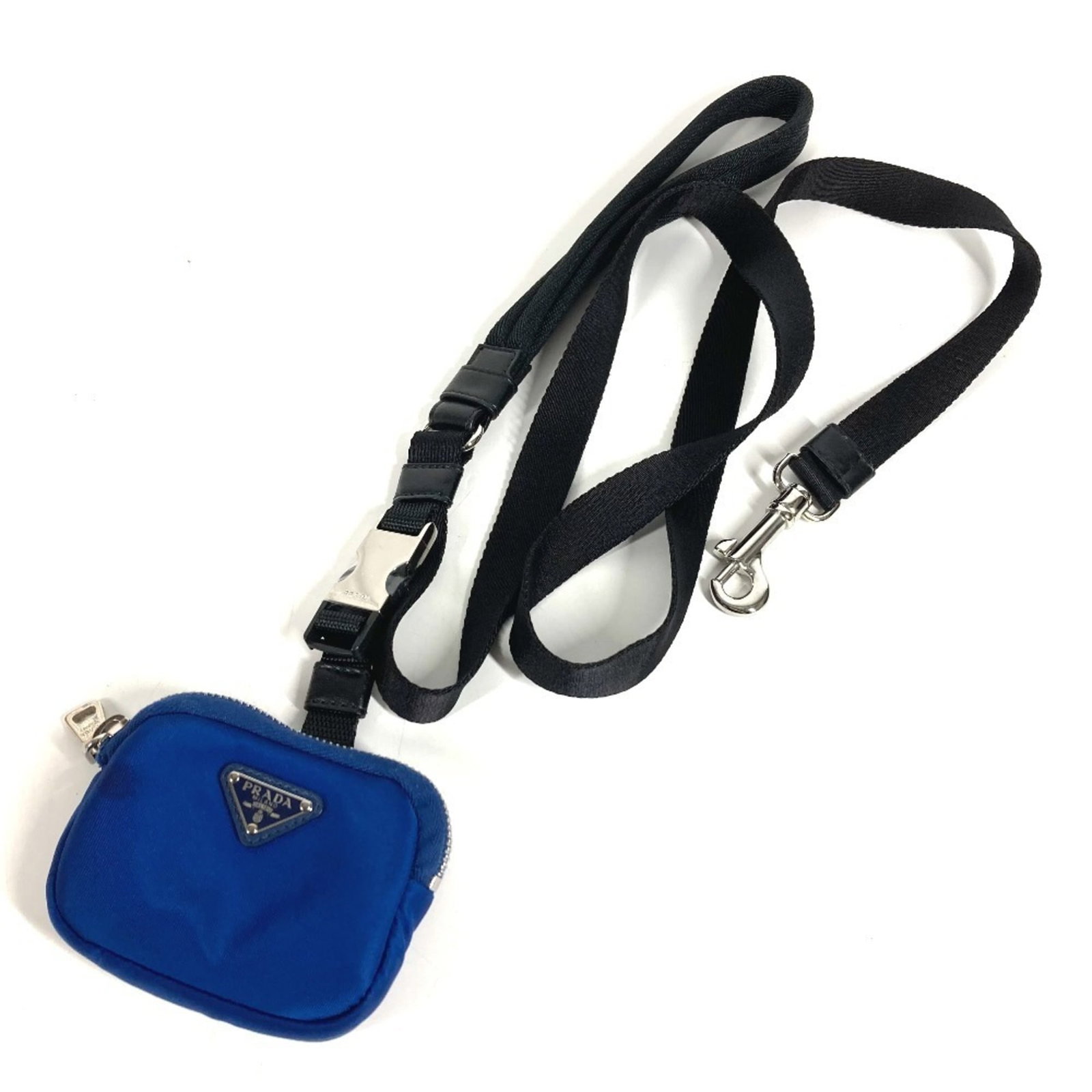Pouch Nylon Handbag Prada: Pouch Nylon Handbag Prada Prada Pouch Nylon Handbag is a black and blue nylon handbag. The bag features nylon material and is available in both men's and women's sizes. Item Specifics: Brand: Prada Ty