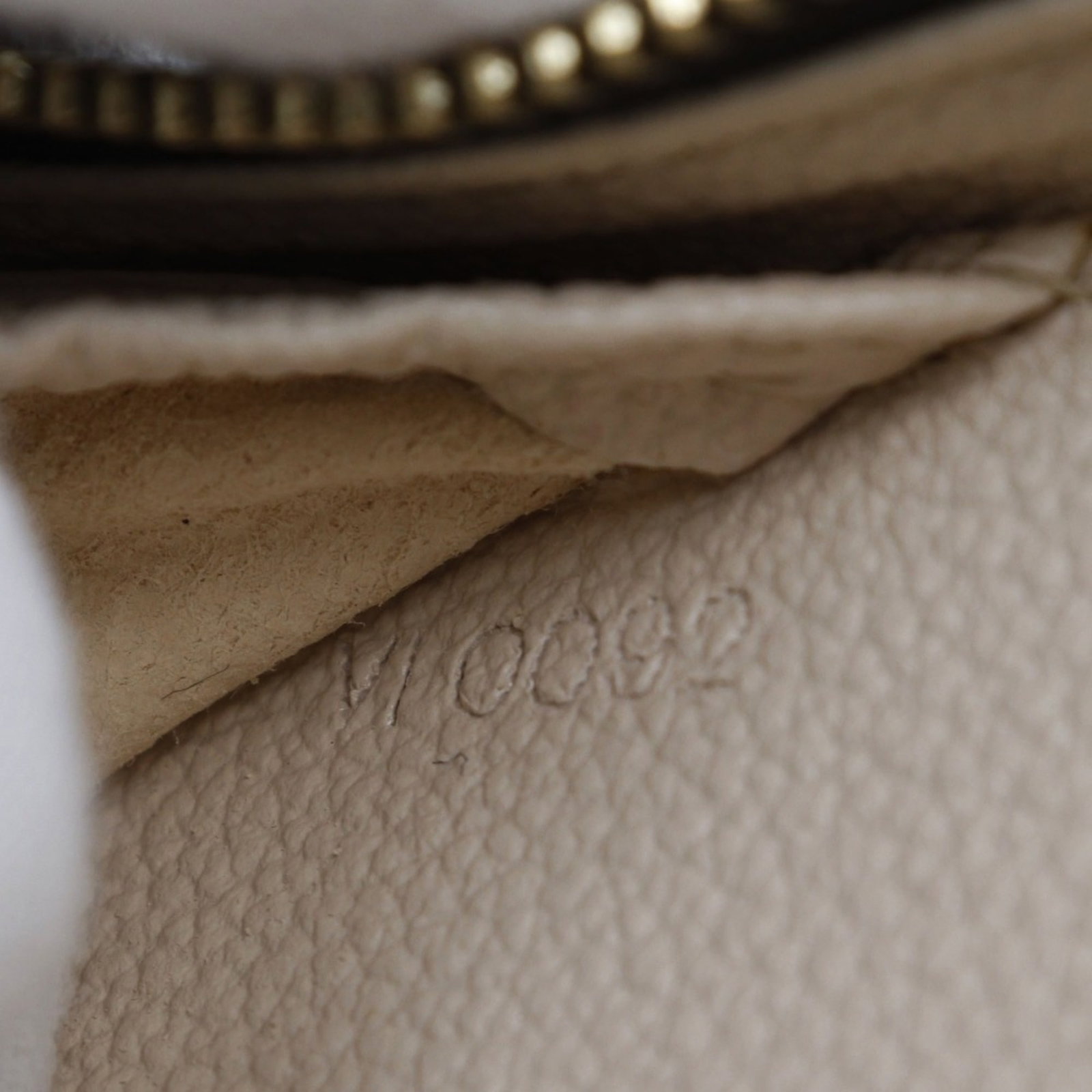 Monogram Pouch Louis Vuitton - 11