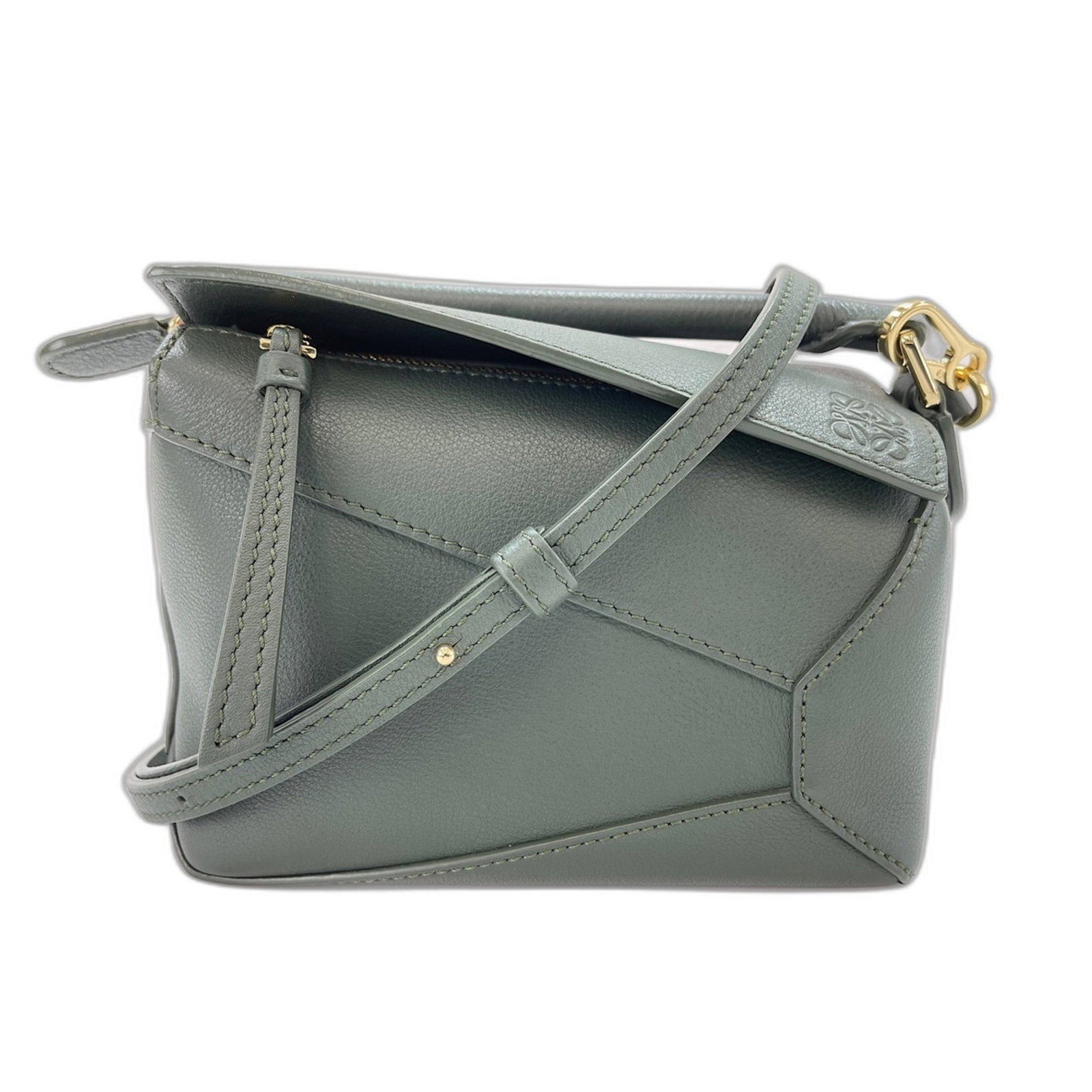 Shoulder Bag (1 of 13)