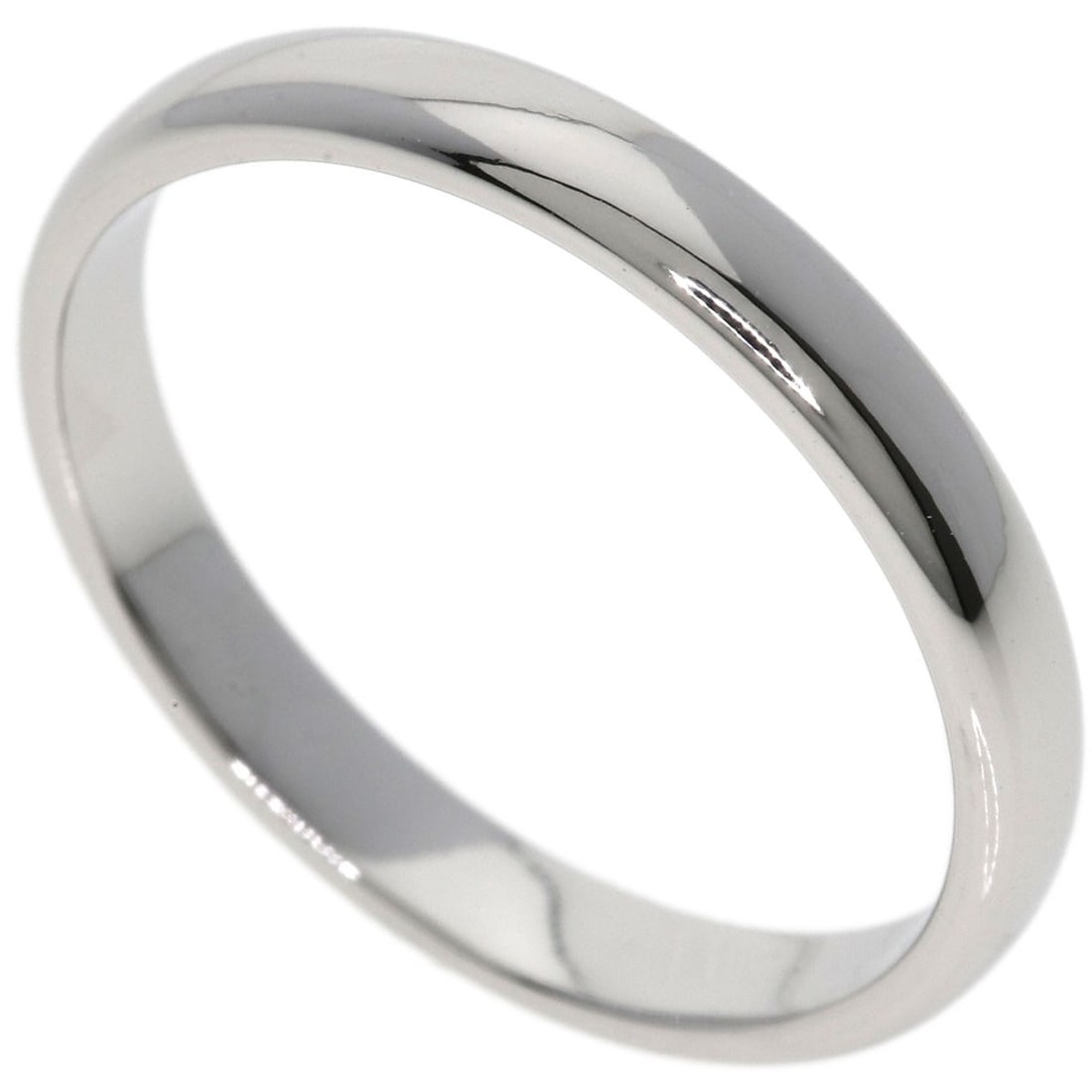 Tiffany Co Platinum Wedding Ring: Tiffany Co Platinum Wedding Ring Platinum wedding ring from Tiffany & Co., featuring a sleek silver platinum design with a ring size of 8.5. This platinum ring boasts a purity of 950, making it a high