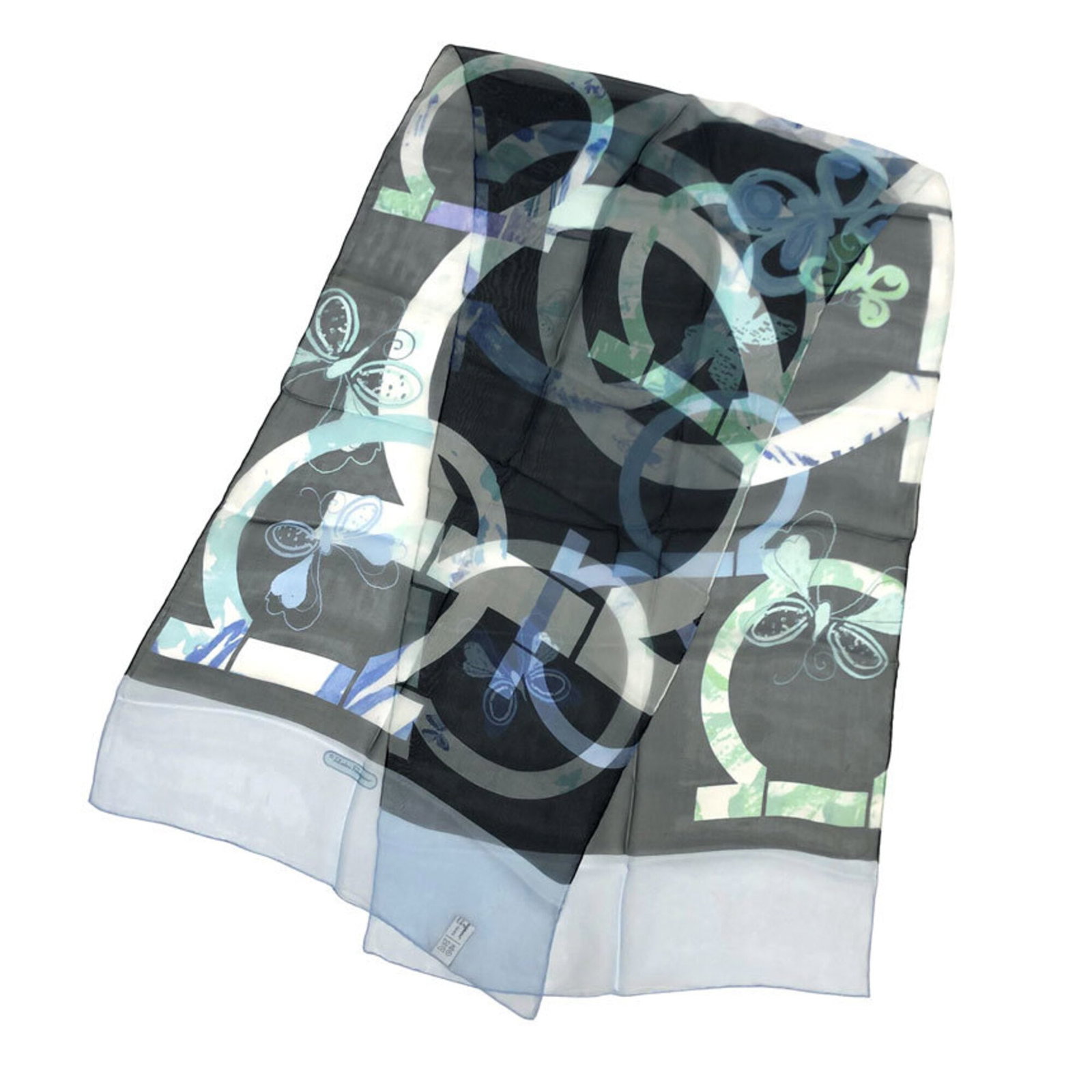 Silk scarf Salvatore Ferragamo: Silk scarf Salvatore Ferragamo Silk scarf from Salvatore Ferragamo, crafted in Italy from 100% silk. Measuring 1.56m x 42cm, this navy-colored accessory features a classic design that adds a touch of 