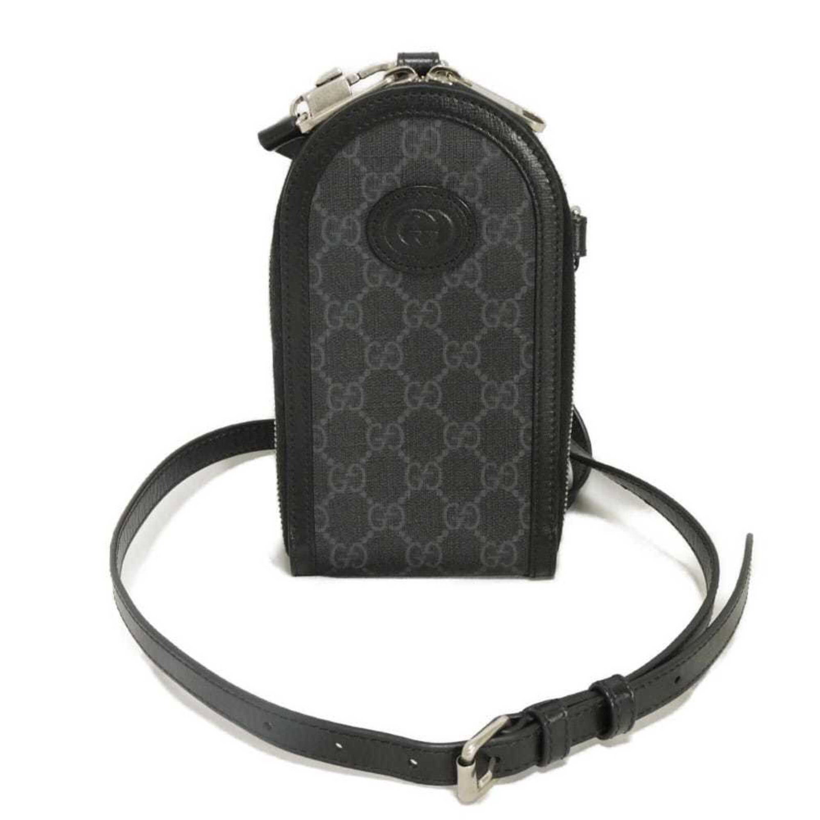 Gucci Shoulder Bag Gg Supreme Leather: Gucci Shoulder Bag Gg Supreme Leather Gucci's GG Supreme Leather shoulder bag boasts a sleek black design, featuring the iconic GG Supreme pattern. Made from high-quality leather, this stylish bag mea
