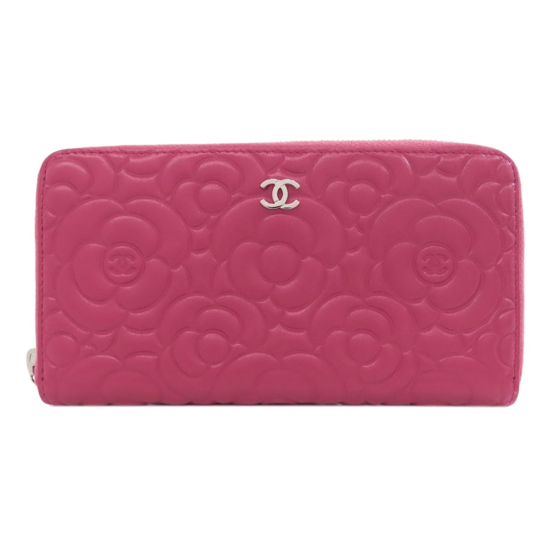Camellia Coco Chanel Mark Long Wallet Silverhardware With Coin Pocket: Camellia Coco Chanel Mark Long Wallet Silverhardware With Coin Pocket Pink calf long wallet with coin pocket, featuring silver hardware, bears a signature. This CHANEL style long wallet is made from
