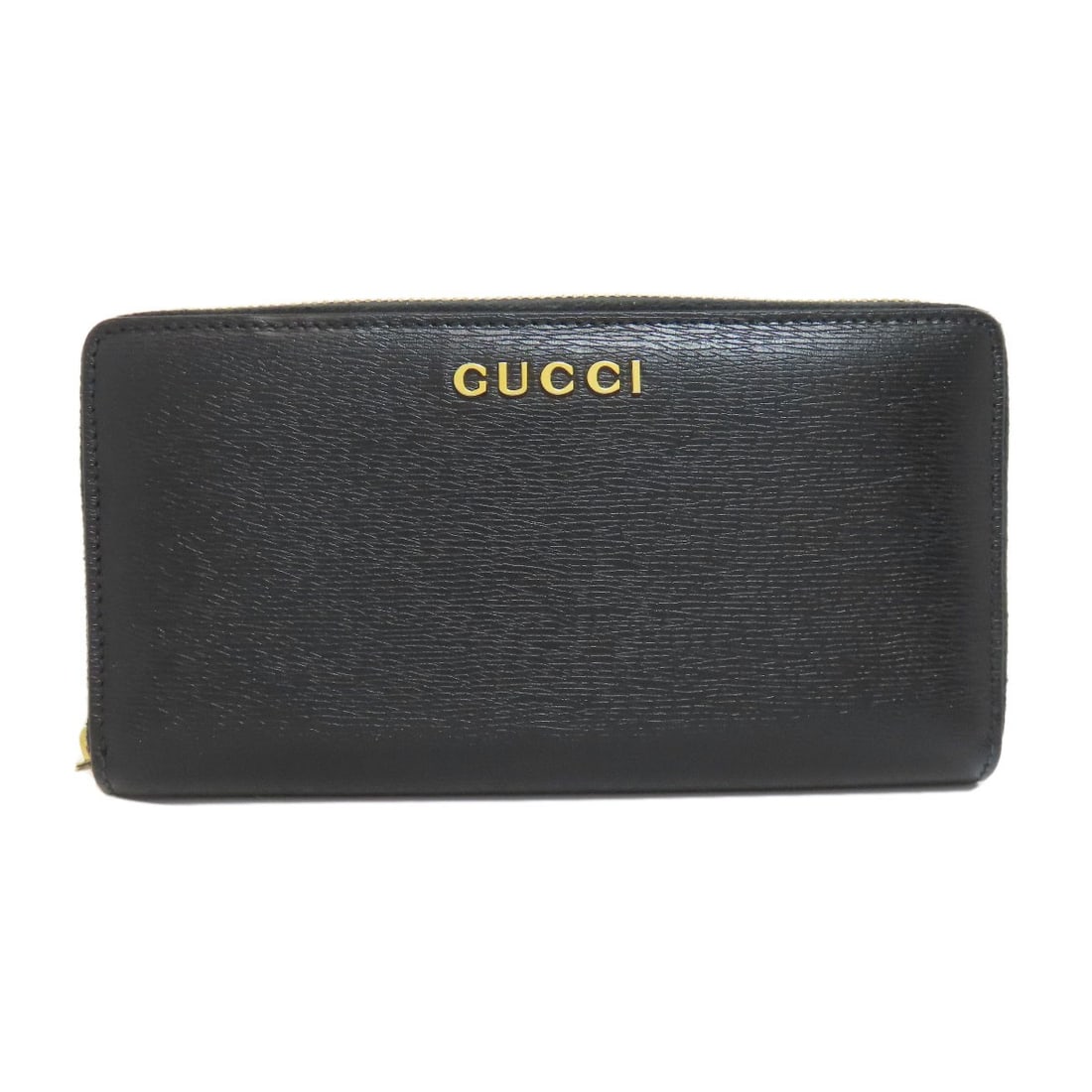 Gucci 772642 Logo Long Wallet (With Coin Pocket) Leather: Gucci 772642 Logo Long Wallet (With Coin Pocket) Leather Black leather long wallet with a coin pocket, characteristic of Gucci's signature style, features a sleek and sophisticated design. The