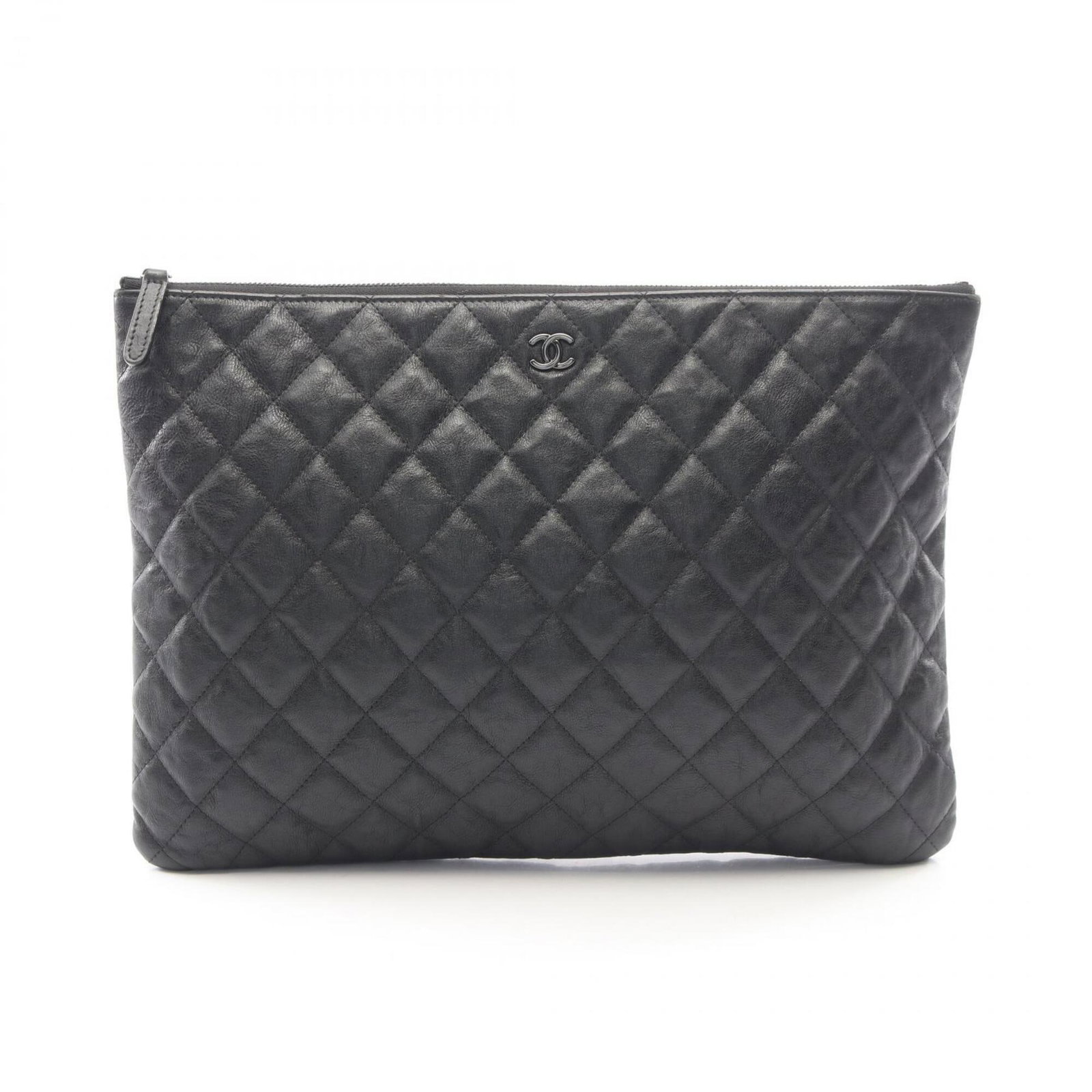 Clutch Handbag Leather Bag Chanel: Clutch Handbag Leather Bag Chanel Black leather clutch bag from Chanel, measuring 24cm x 34cm x 1cm. This sleek and compact handbag features high-quality leather construction, making it a stylish and