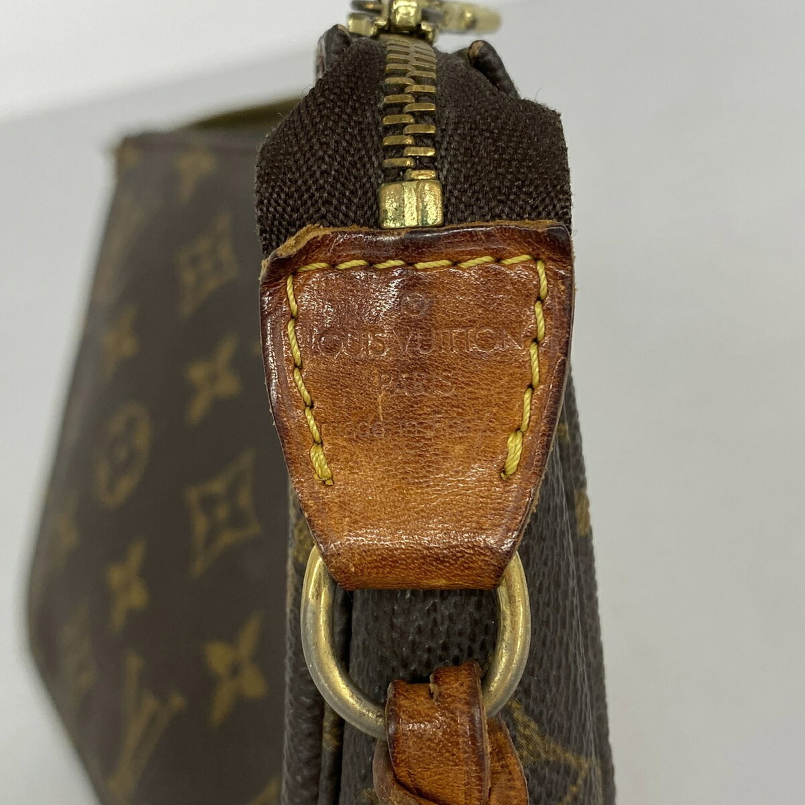 Louis Vuitton Pouch - 5